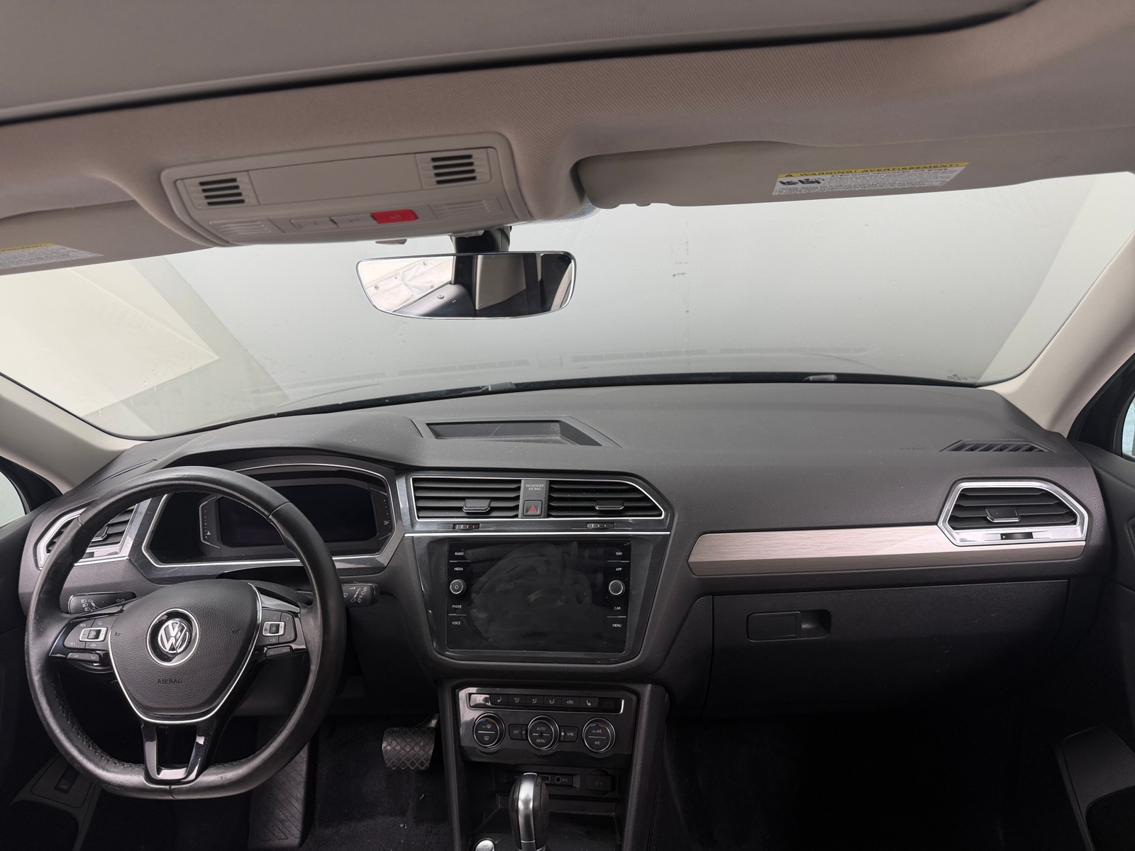 Thumbnail: 2019 Volkswagen Tiguan - 2