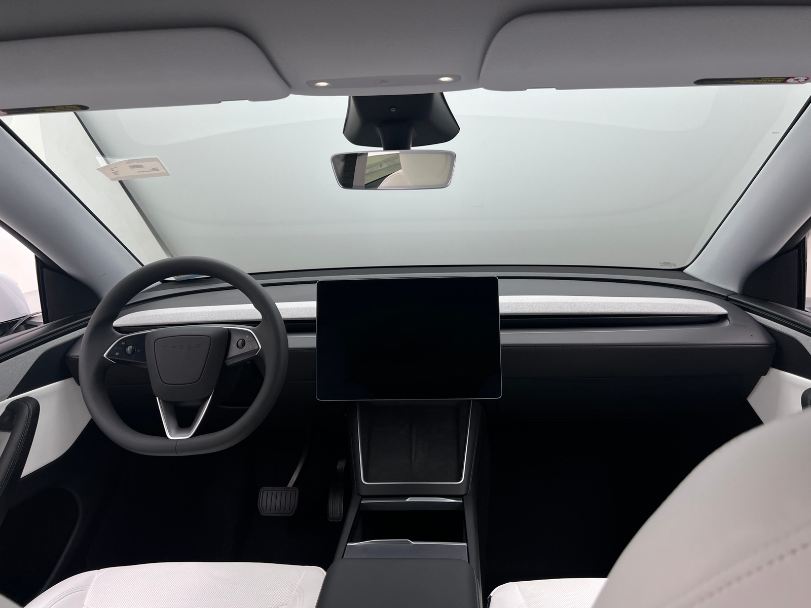 Thumbnail: 2026 Tesla Model Y - 2