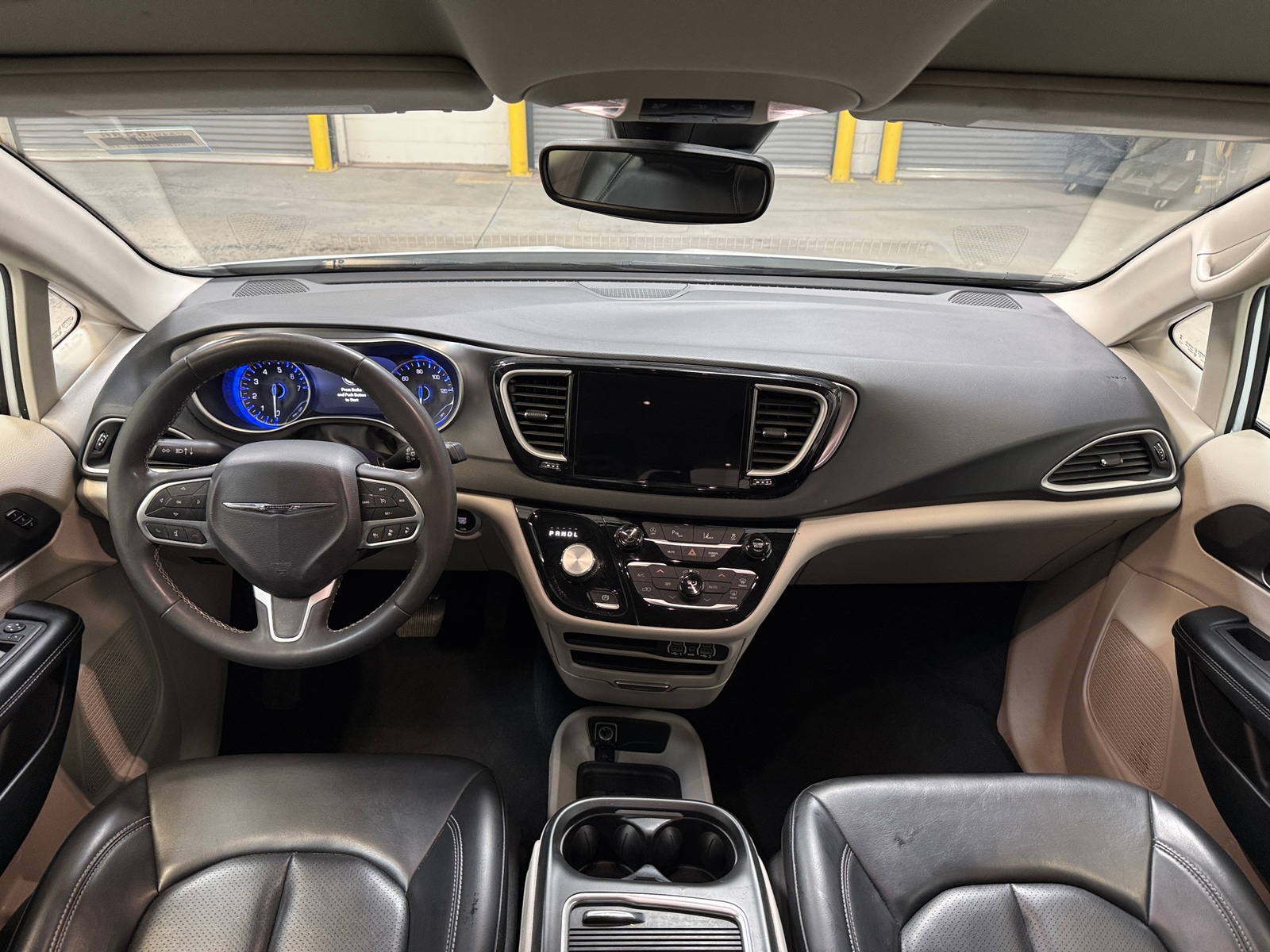 Thumbnail: 2023 Chrysler Pacifica - 2