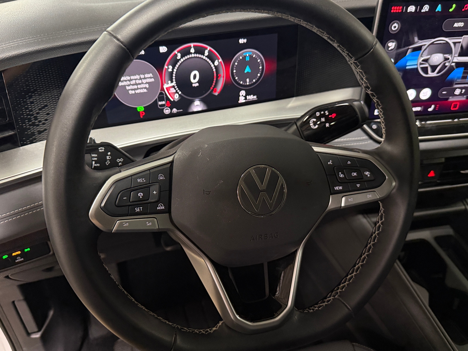 Thumbnail: 2025 Volkswagen Tiguan - 4