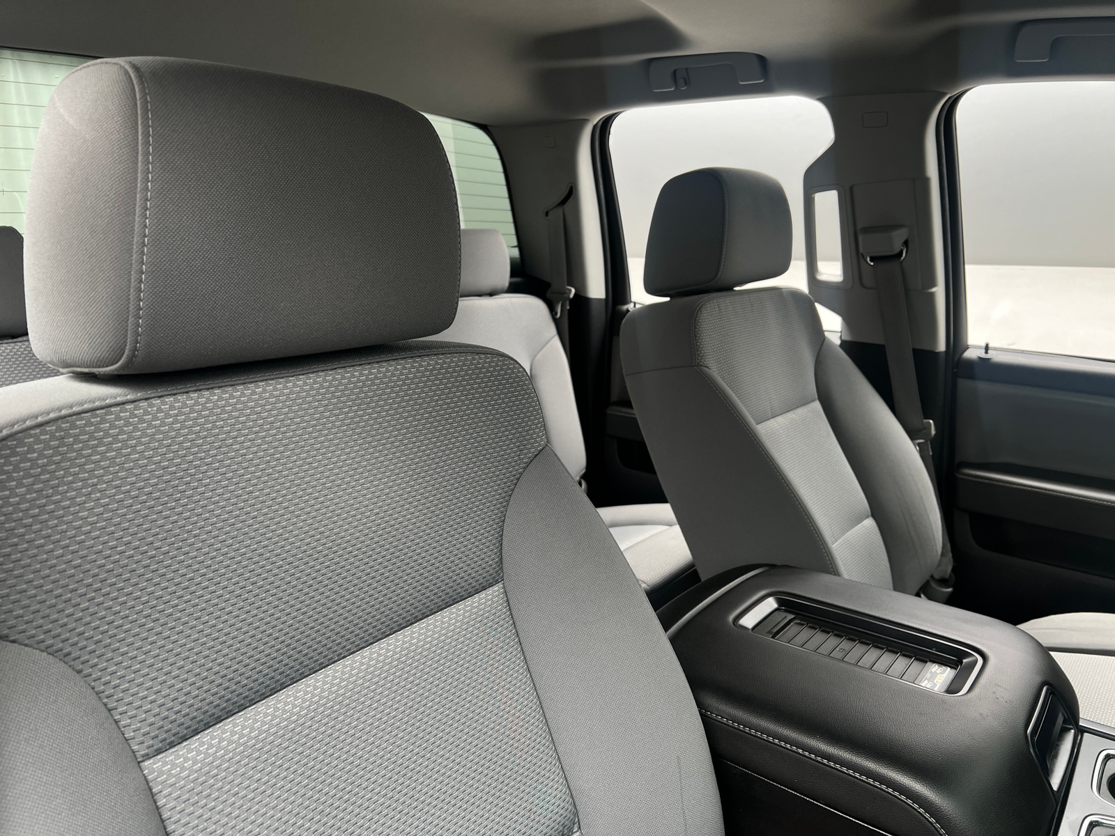 Thumbnail: 2016 Chevrolet Silverado 1500 - 2