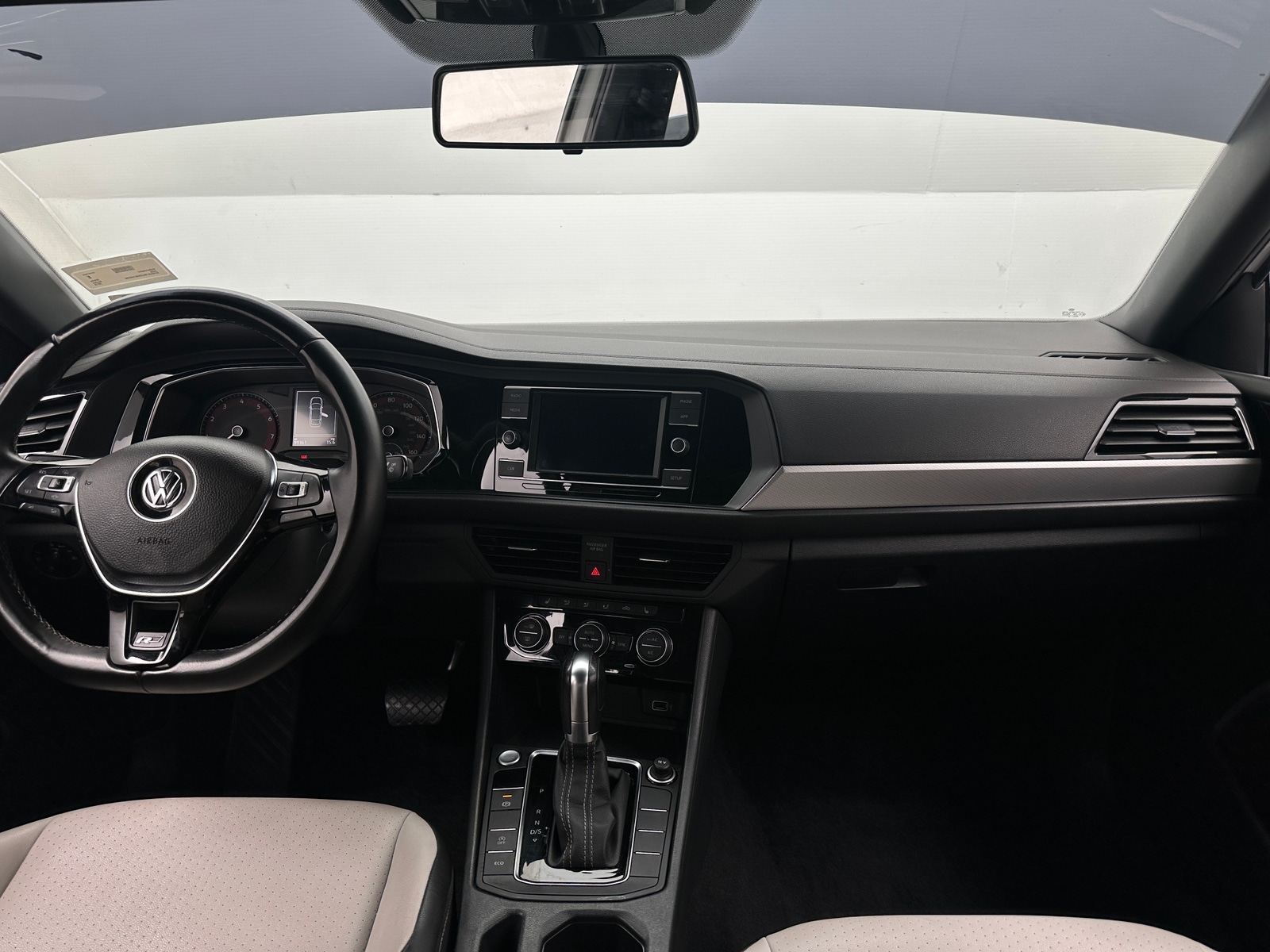 Thumbnail: 2019 Volkswagen Jetta - 3