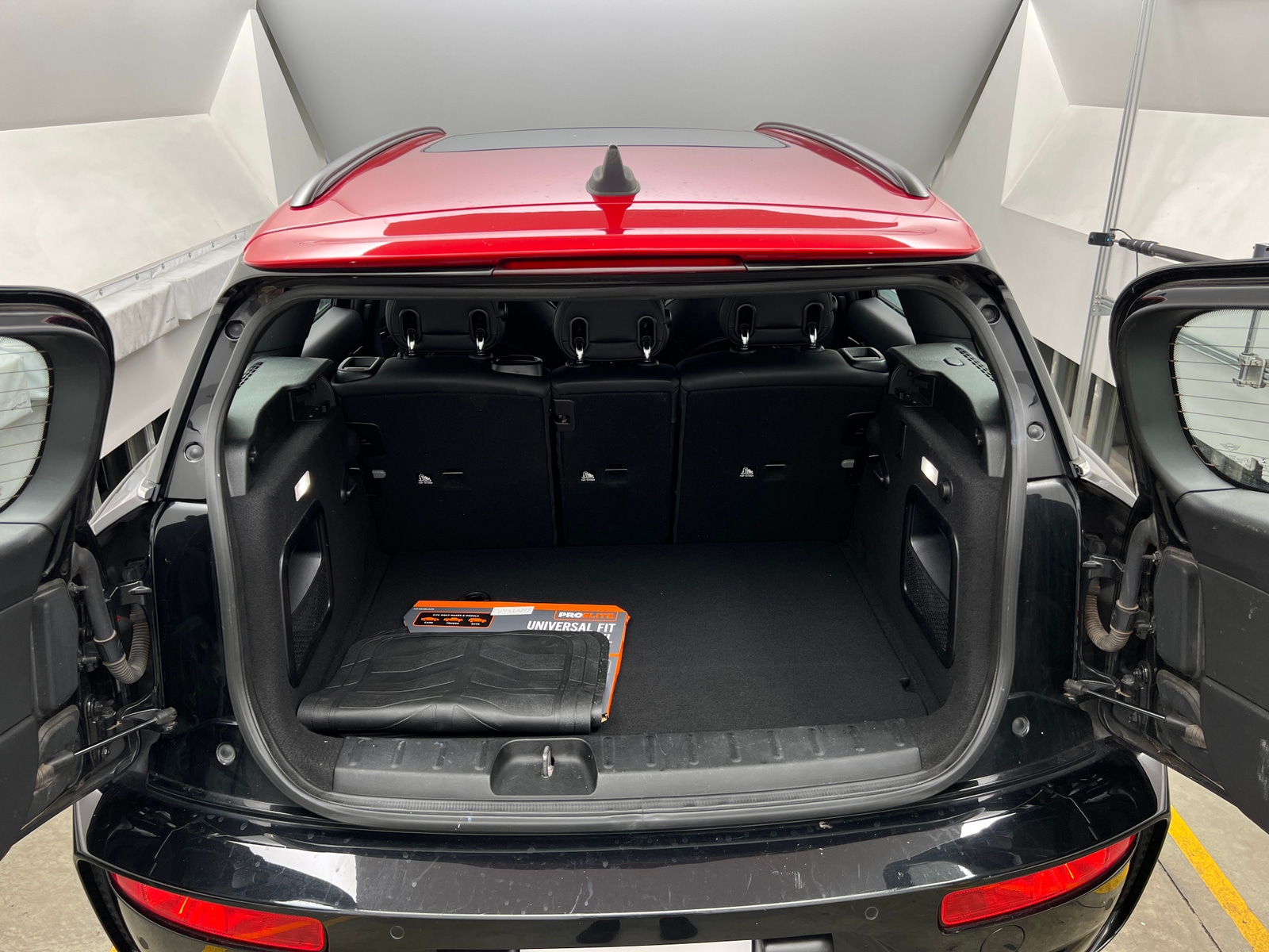 Thumbnail: 2023 MINI Cooper Clubman - 7