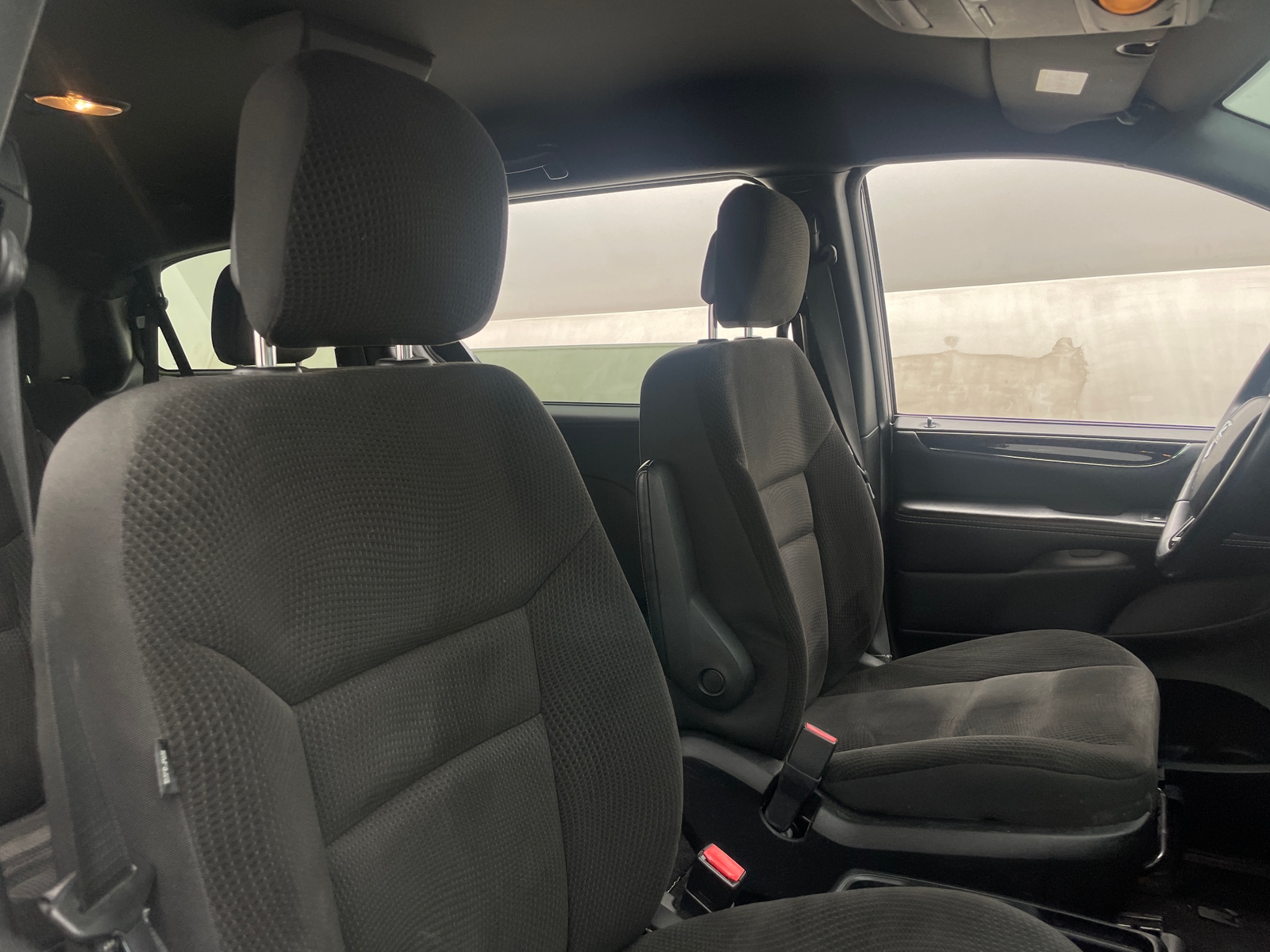Thumbnail: 2018 Dodge Grand Caravan - 2