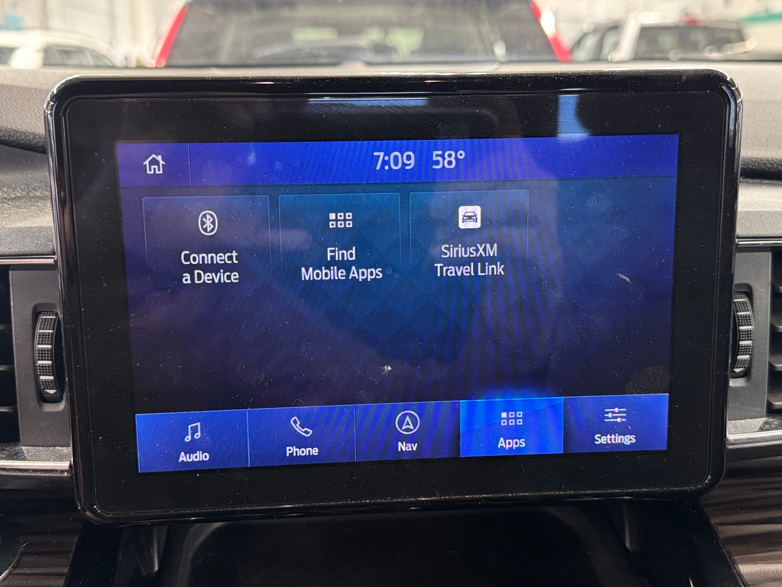 Thumbnail: 2021 Ford Explorer - 3