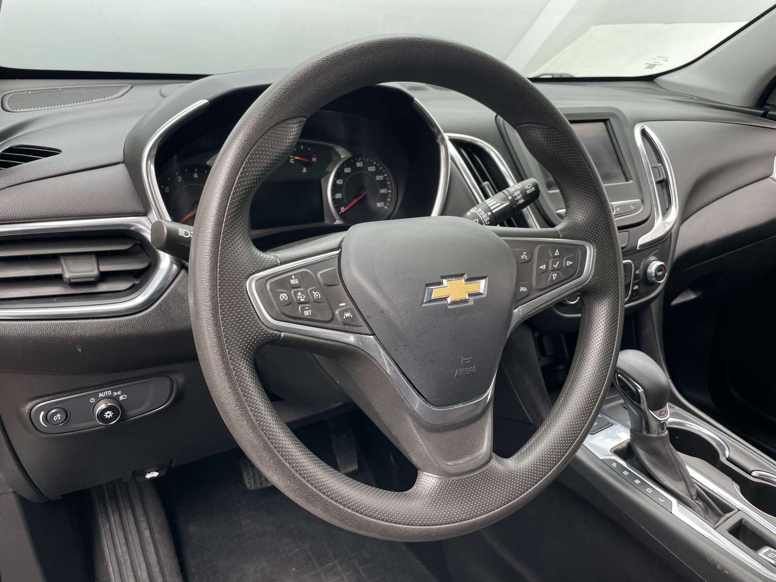 Thumbnail: 2023 Chevrolet Equinox - 5