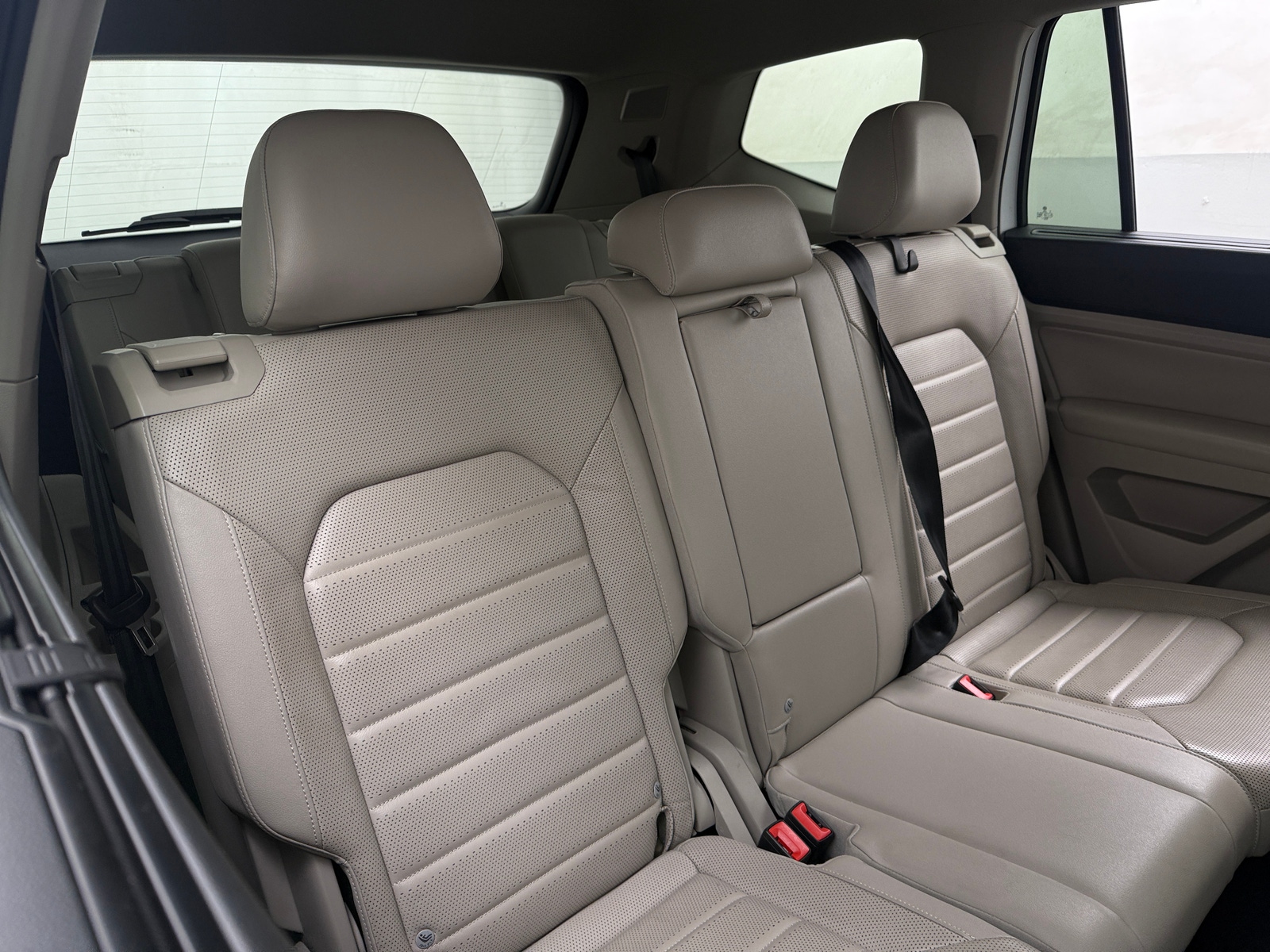 Thumbnail: 2018 Volkswagen Atlas - 5