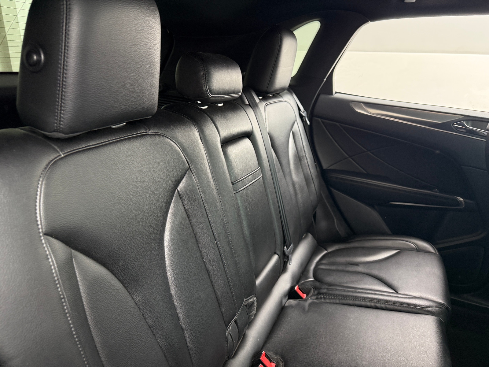 Thumbnail: 2019 Lincoln MKC - 5