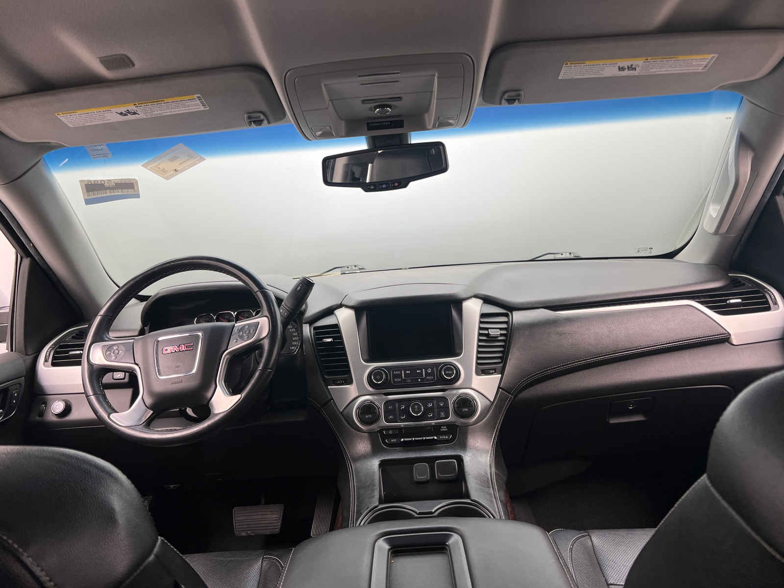 Thumbnail: 2019 GMC Yukon - 3