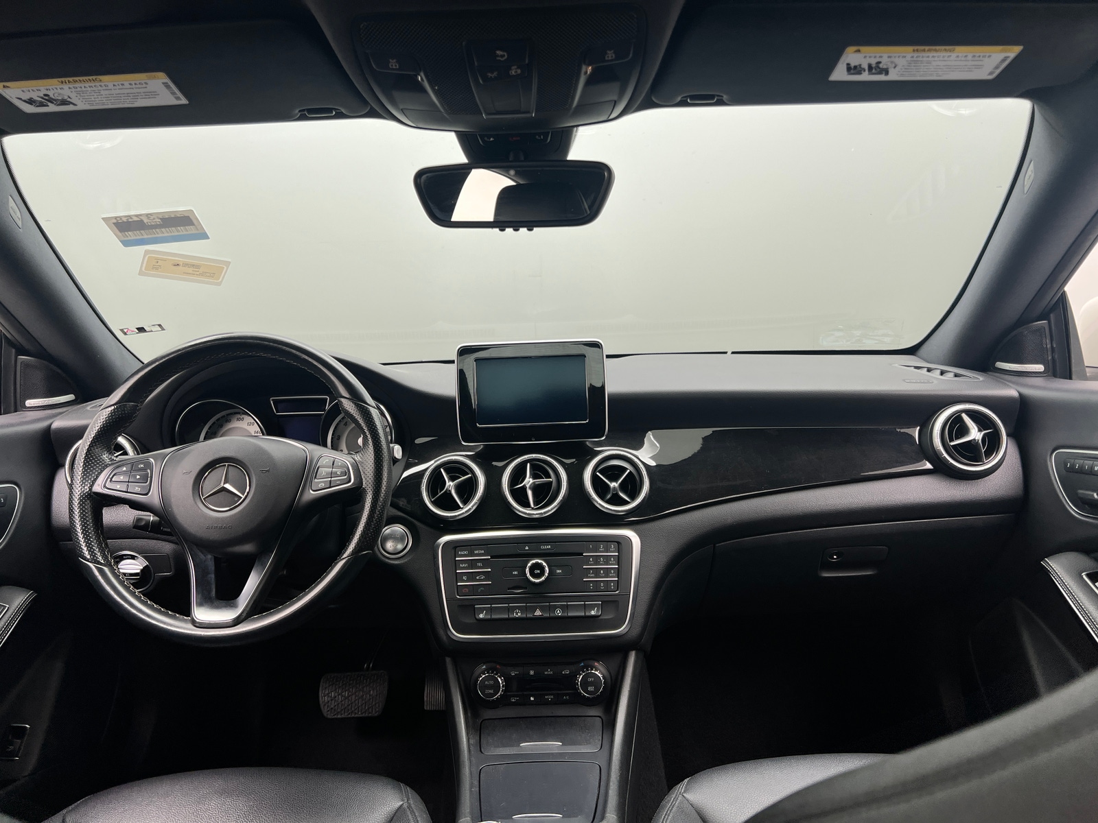 Thumbnail: 2015 Mercedes-Benz CLA - 2