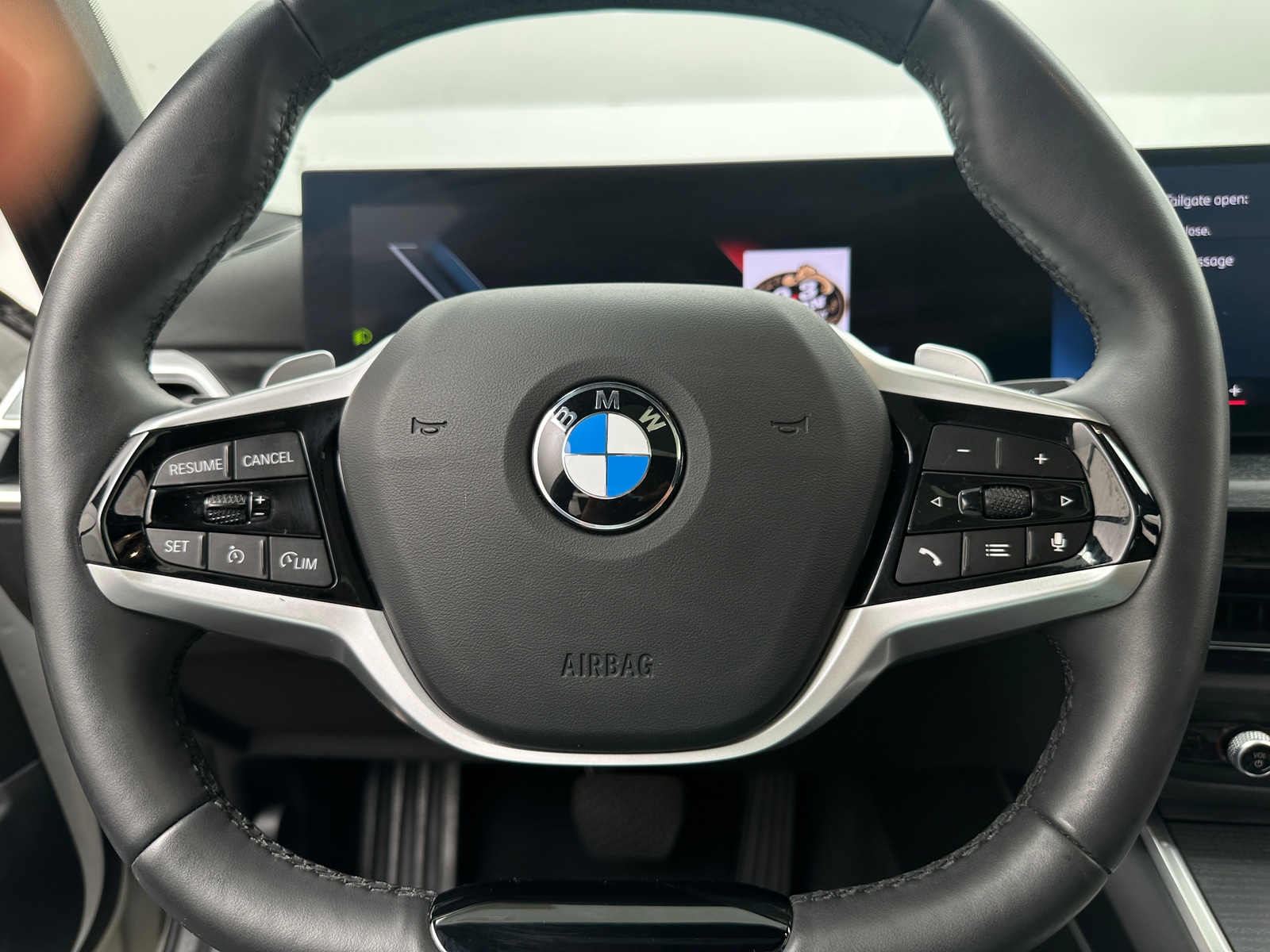 Thumbnail: 2025 BMW 3 Series - 4