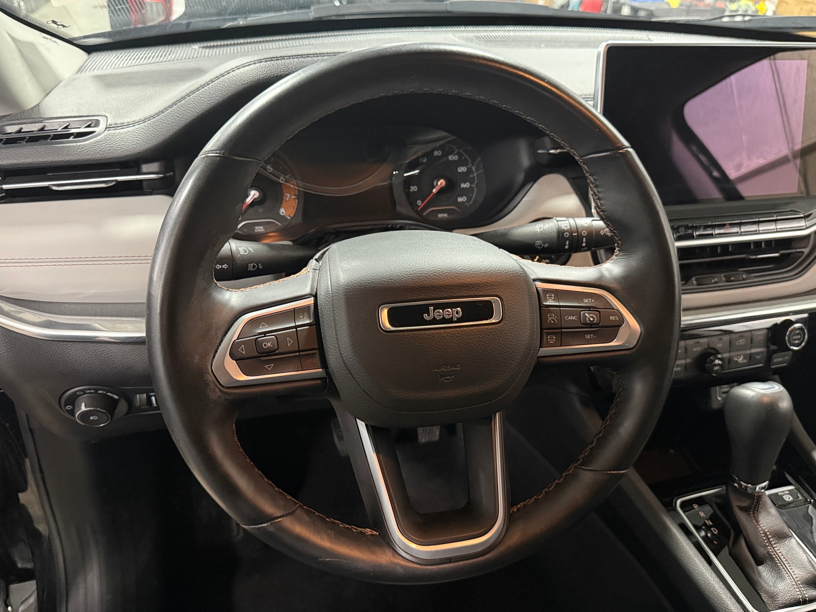 Thumbnail: 2022 Jeep Compass - 4