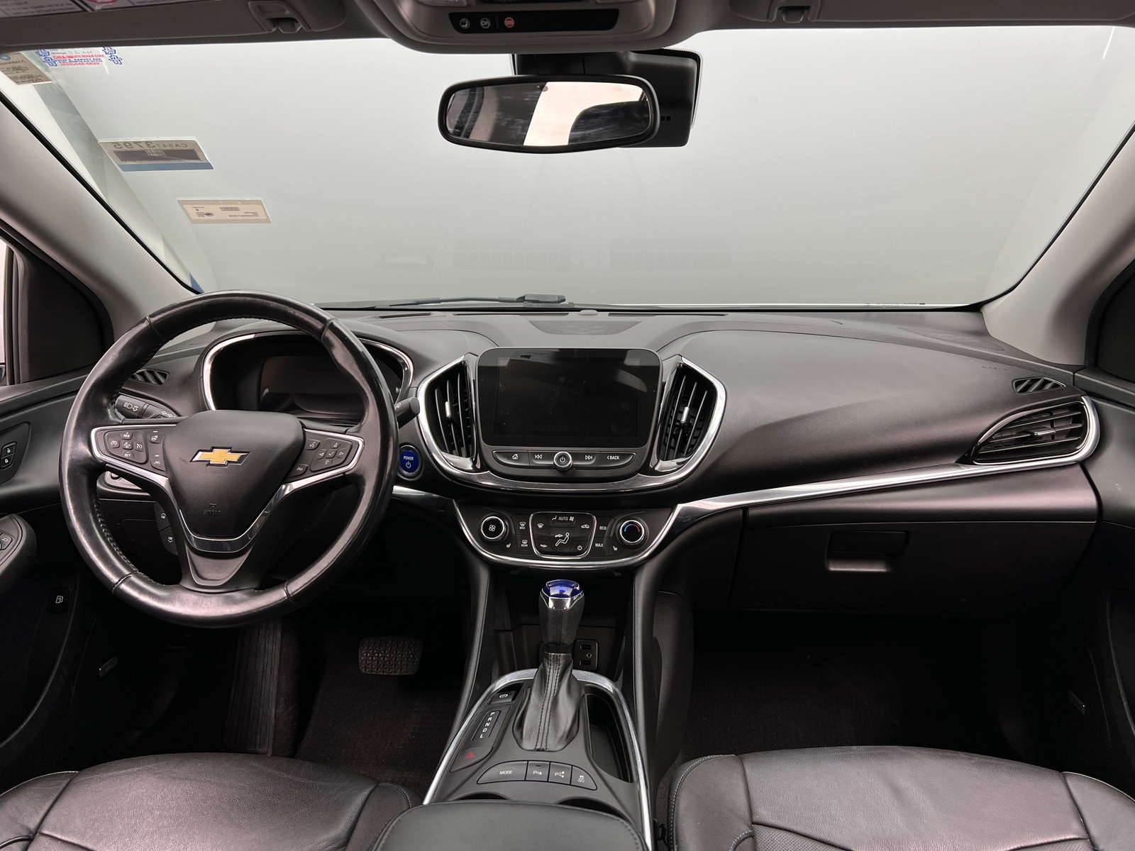 Thumbnail: 2016 Chevrolet Volt - 2