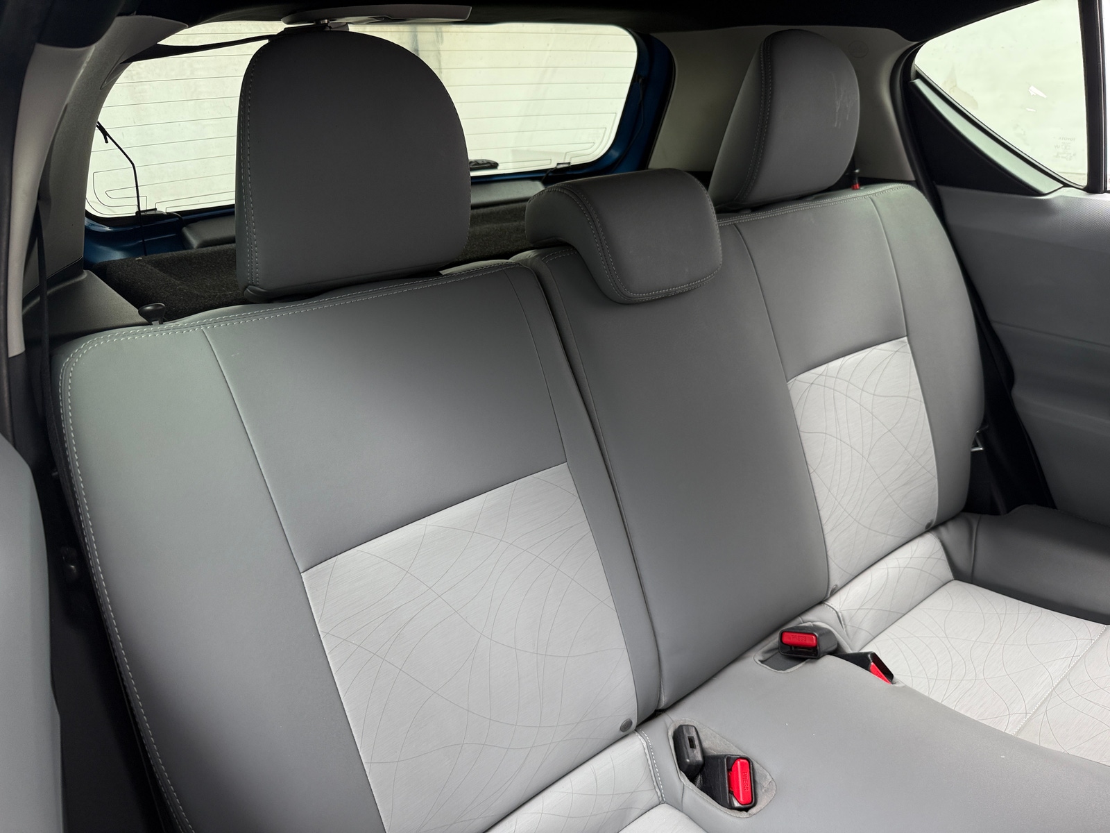 Thumbnail: 2014 Toyota Prius c - 6