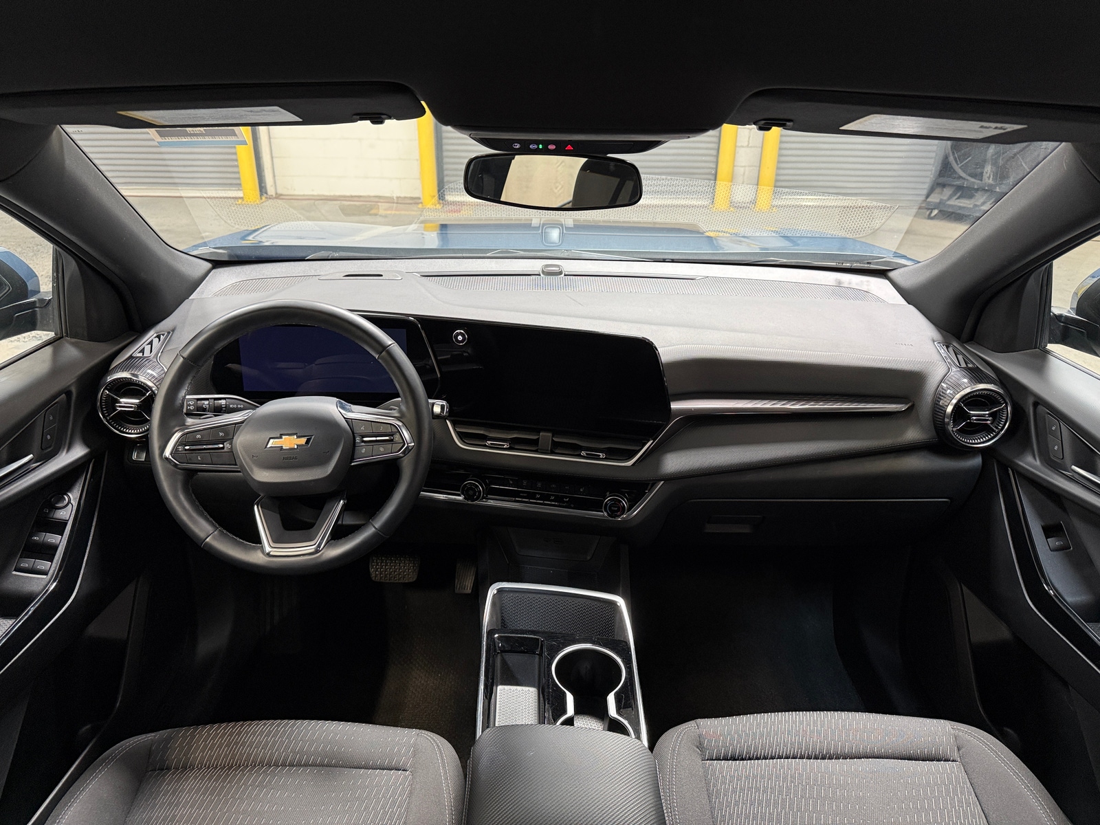 Thumbnail: 2025 Chevrolet Equinox - 3