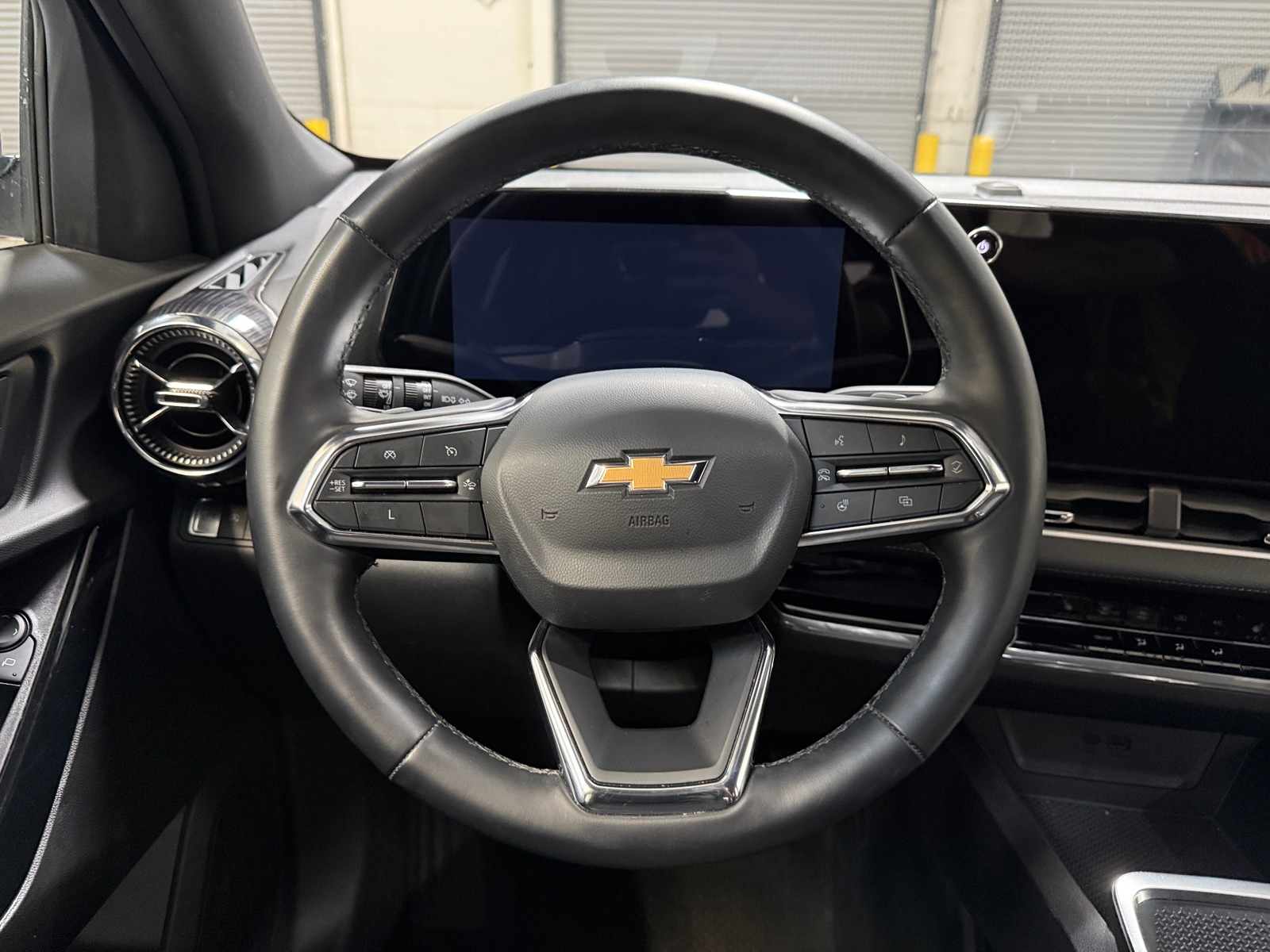 Thumbnail: 2025 Chevrolet Equinox - 5