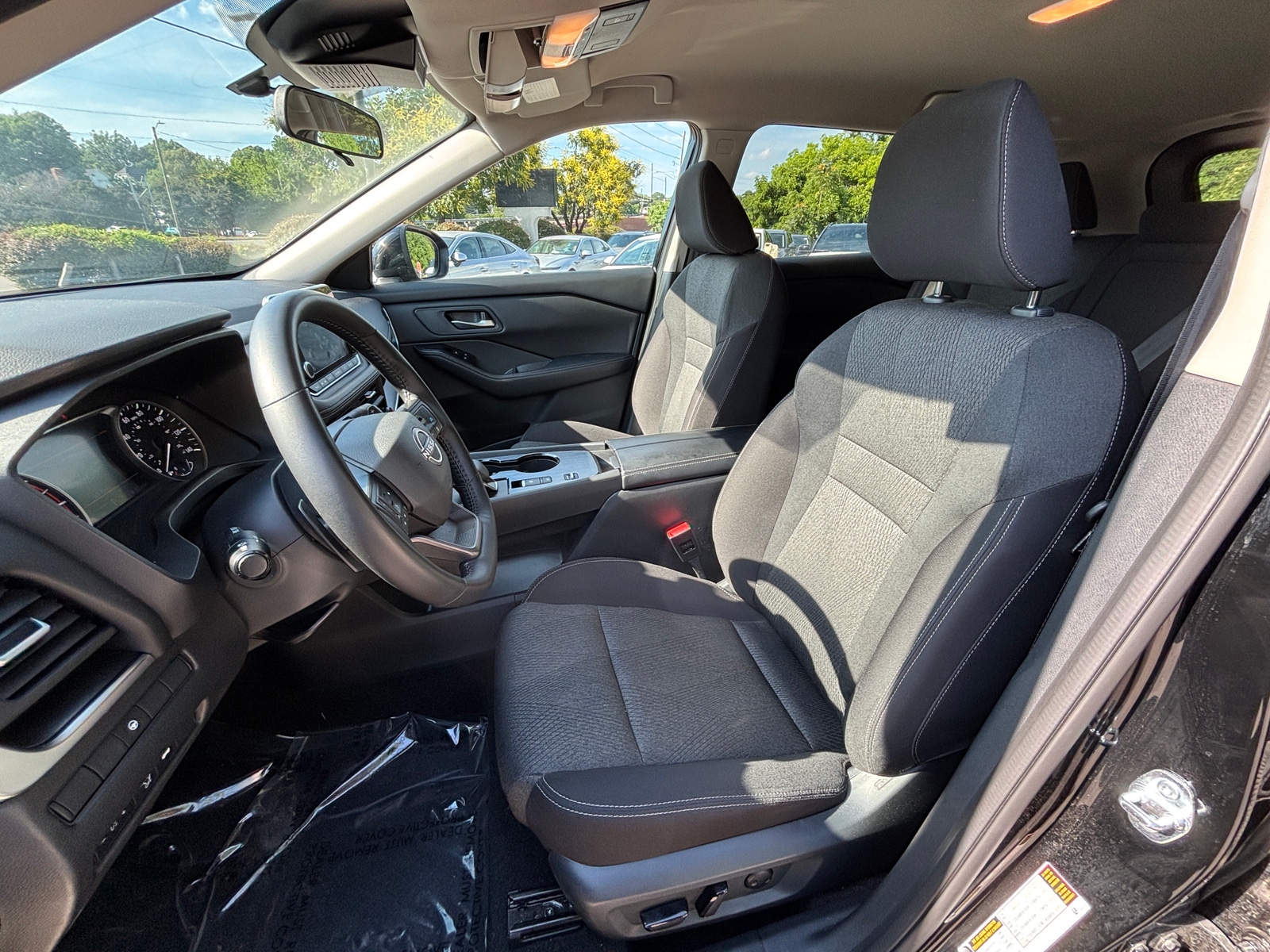 Thumbnail: 2025 Nissan Rogue - 2