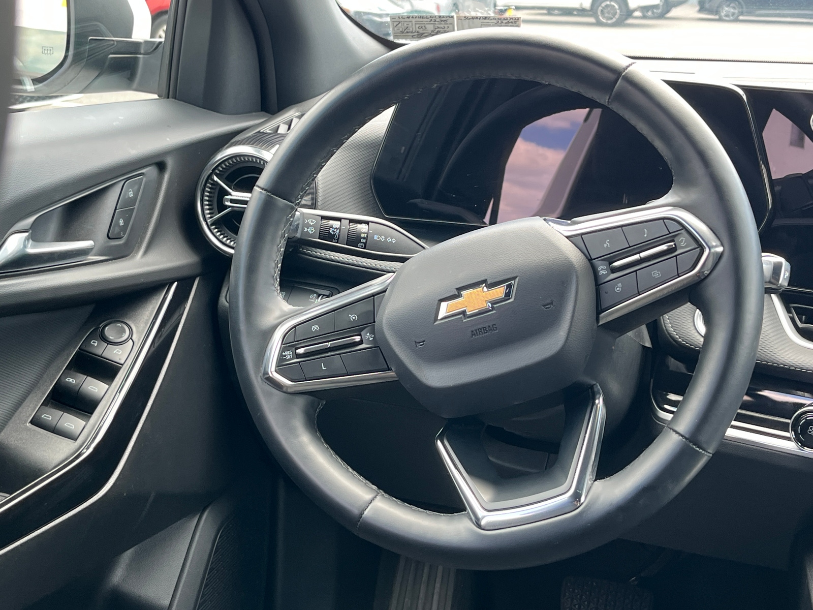 Thumbnail: 2025 Chevrolet Equinox - 5