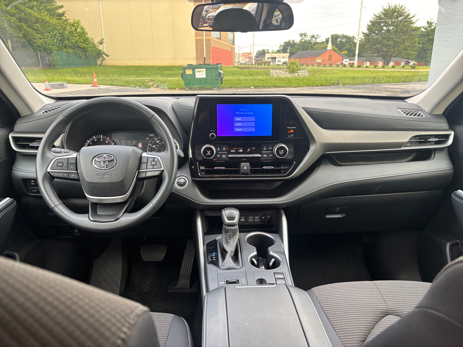 Thumbnail: 2025 Toyota Highlander - 3