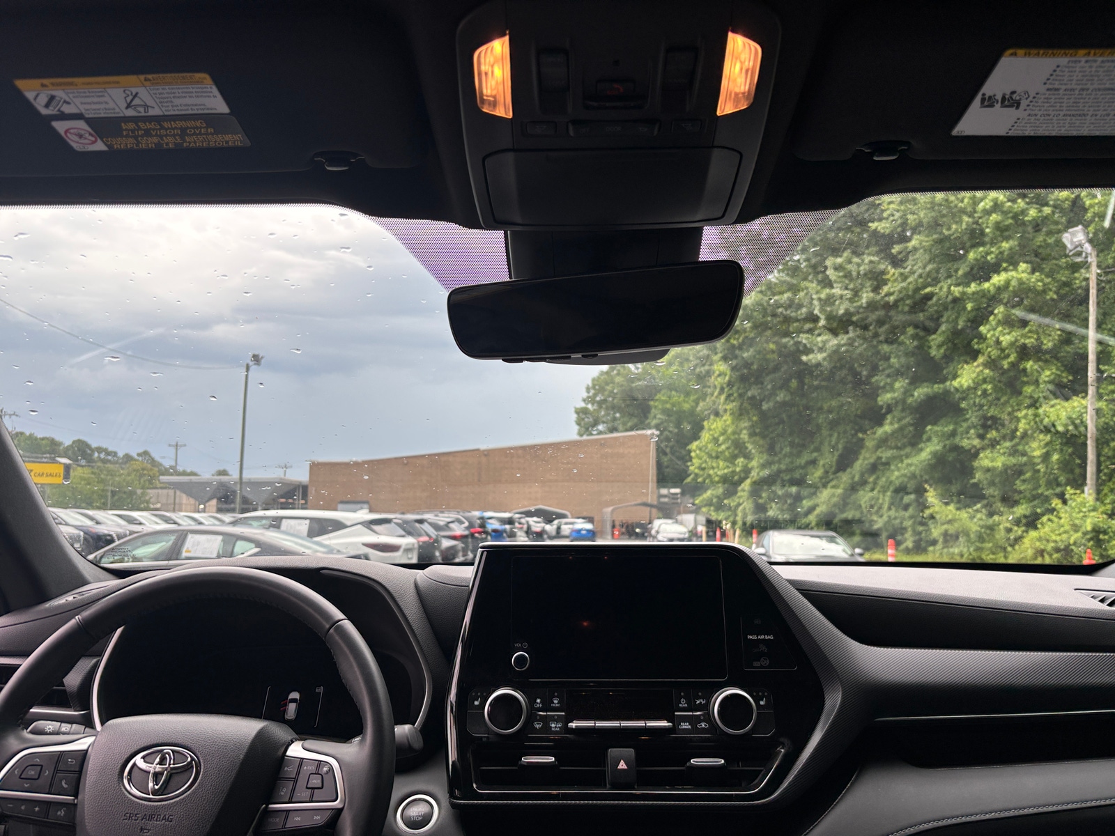 Thumbnail: 2025 Toyota Highlander - 3