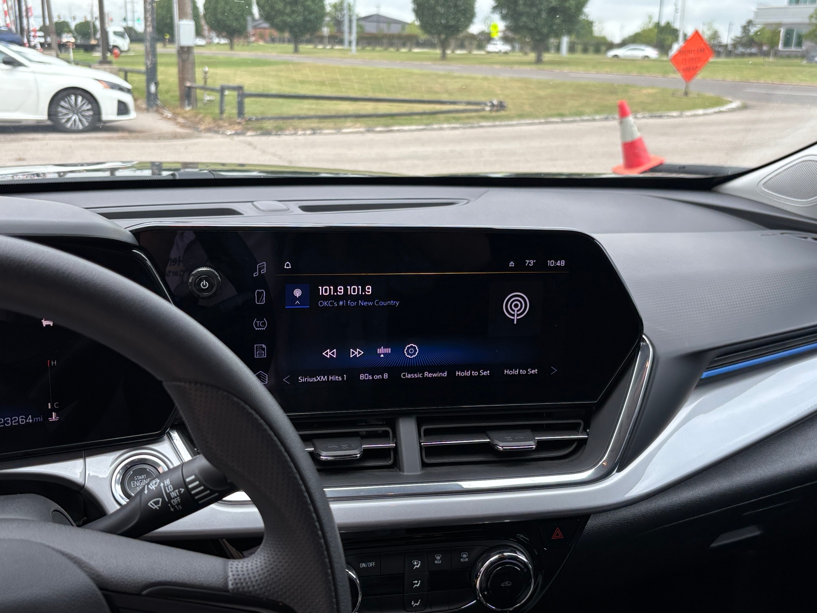 Thumbnail: 2025 Chevrolet Trax - 4