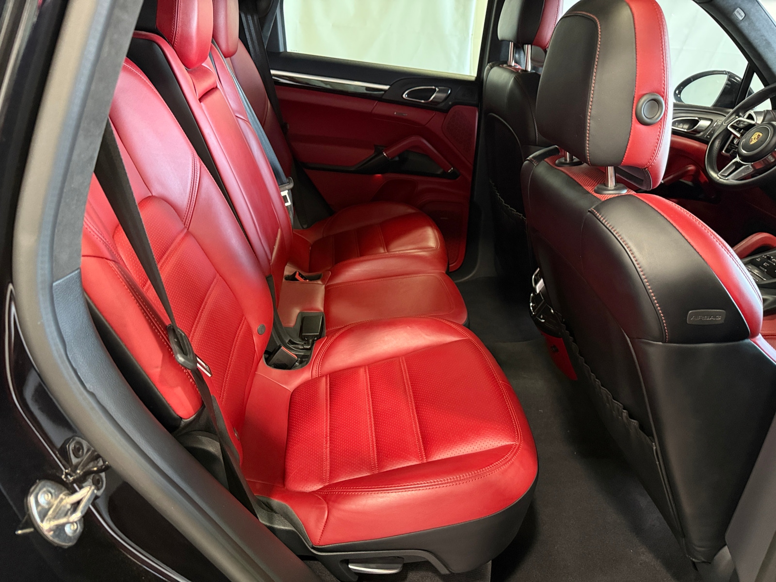 Thumbnail: 2016 Porsche Cayenne - 5