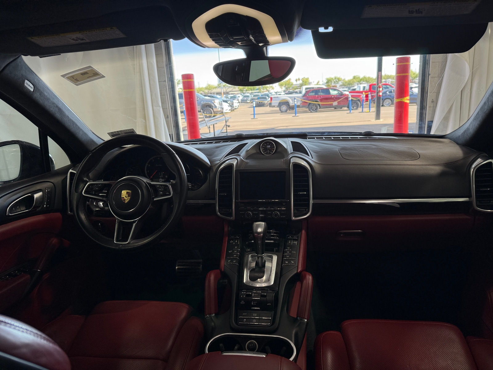 Thumbnail: 2016 Porsche Cayenne - 2