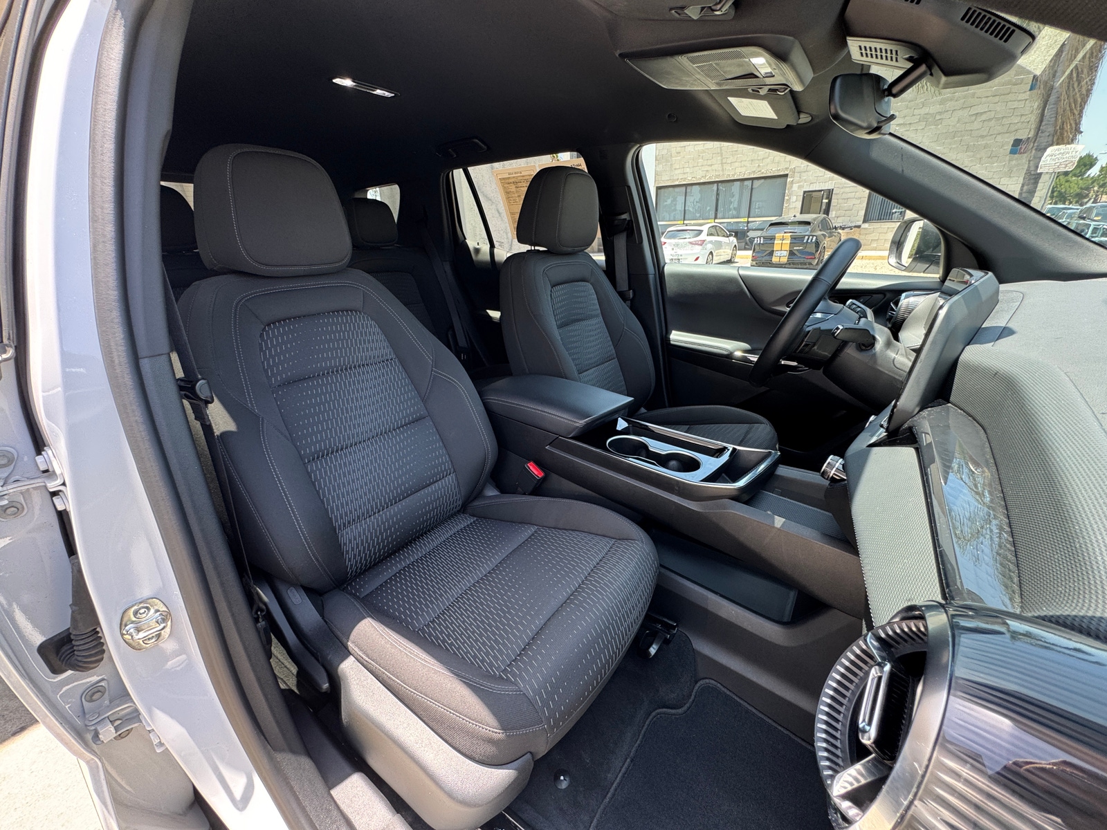 Thumbnail: 2025 Chevrolet Equinox - 2