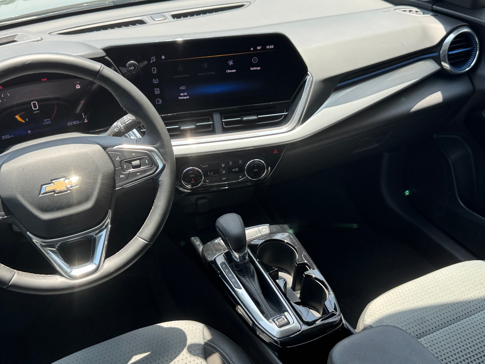 Thumbnail: 2025 Chevrolet Trax - 4