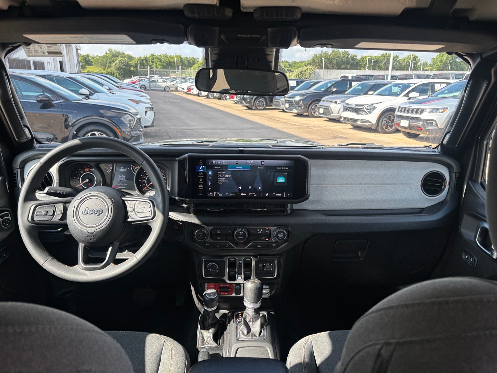 Thumbnail: 2025 Jeep Wrangler - 3