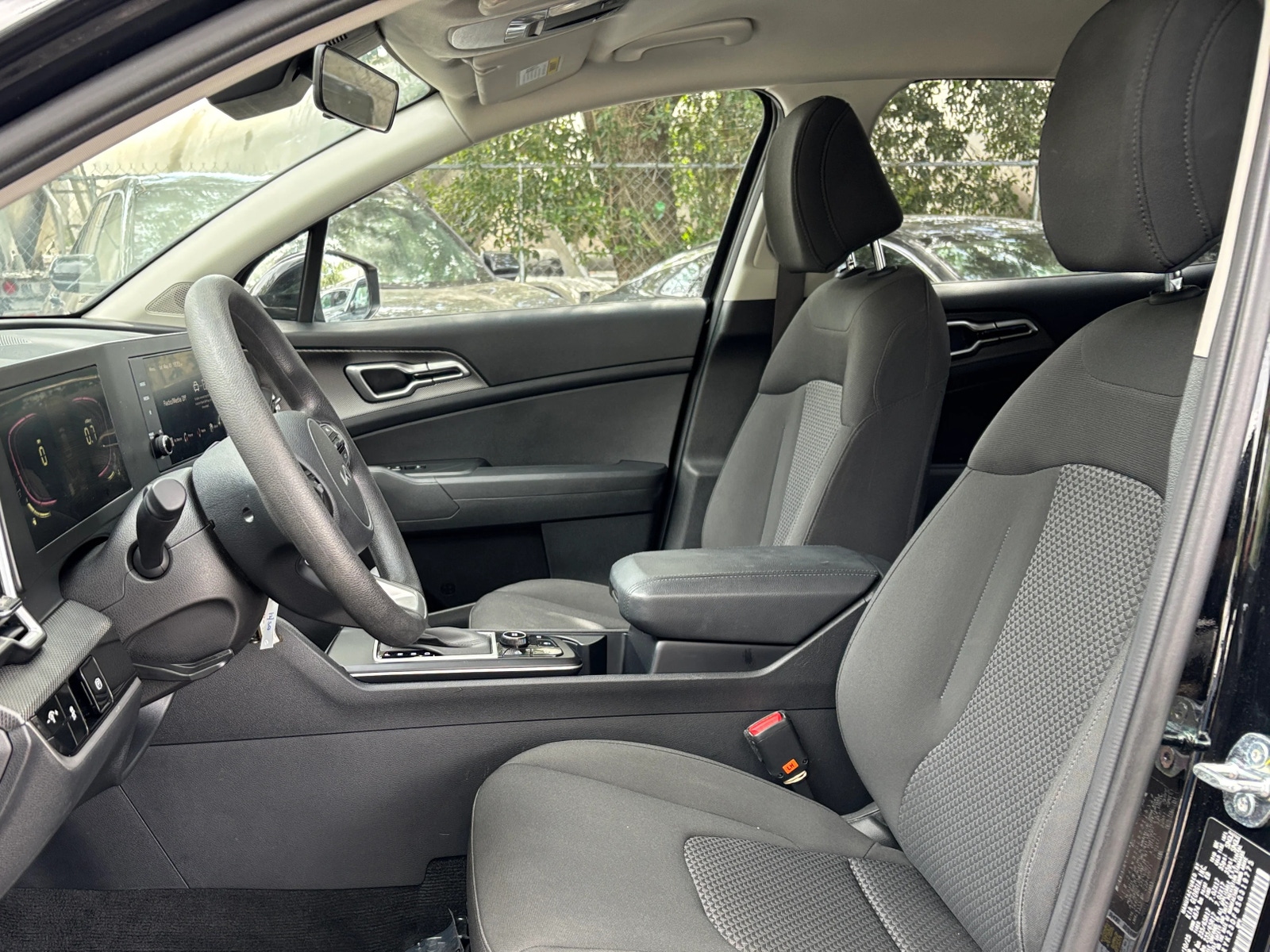 Thumbnail: 2025 Kia Sportage - 2