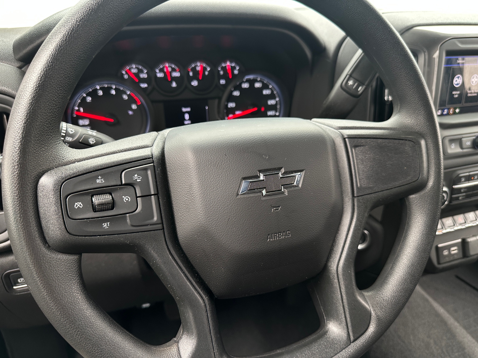 Thumbnail: 2025 Chevrolet Silverado 1500 - 5