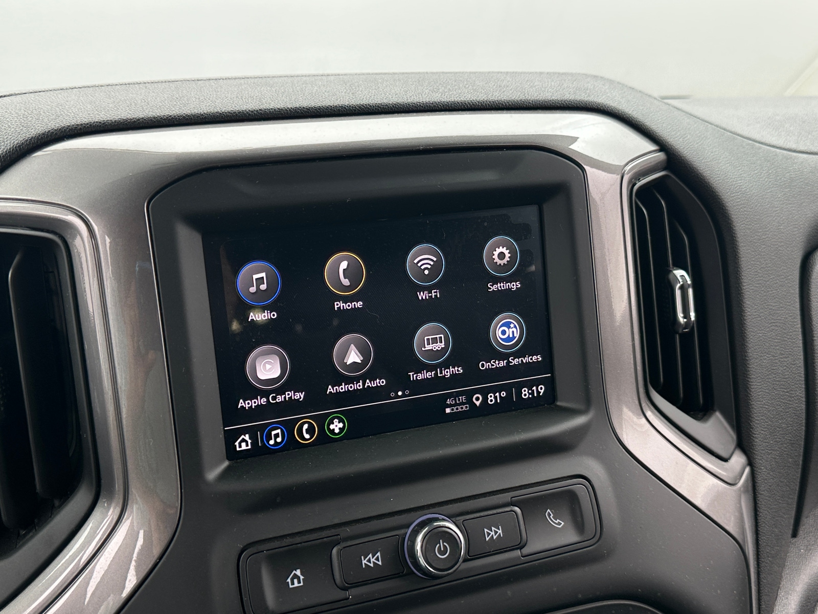 Thumbnail: 2025 Chevrolet Silverado 1500 - 4