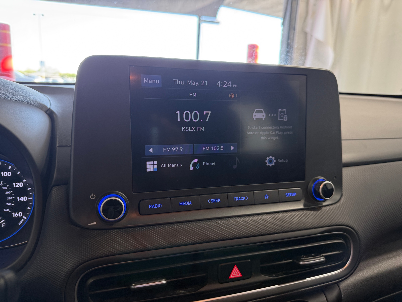 Thumbnail: 2022 Hyundai Kona - 4