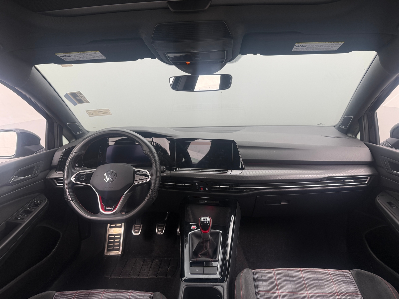 Thumbnail: 2024 Volkswagen Golf - 3