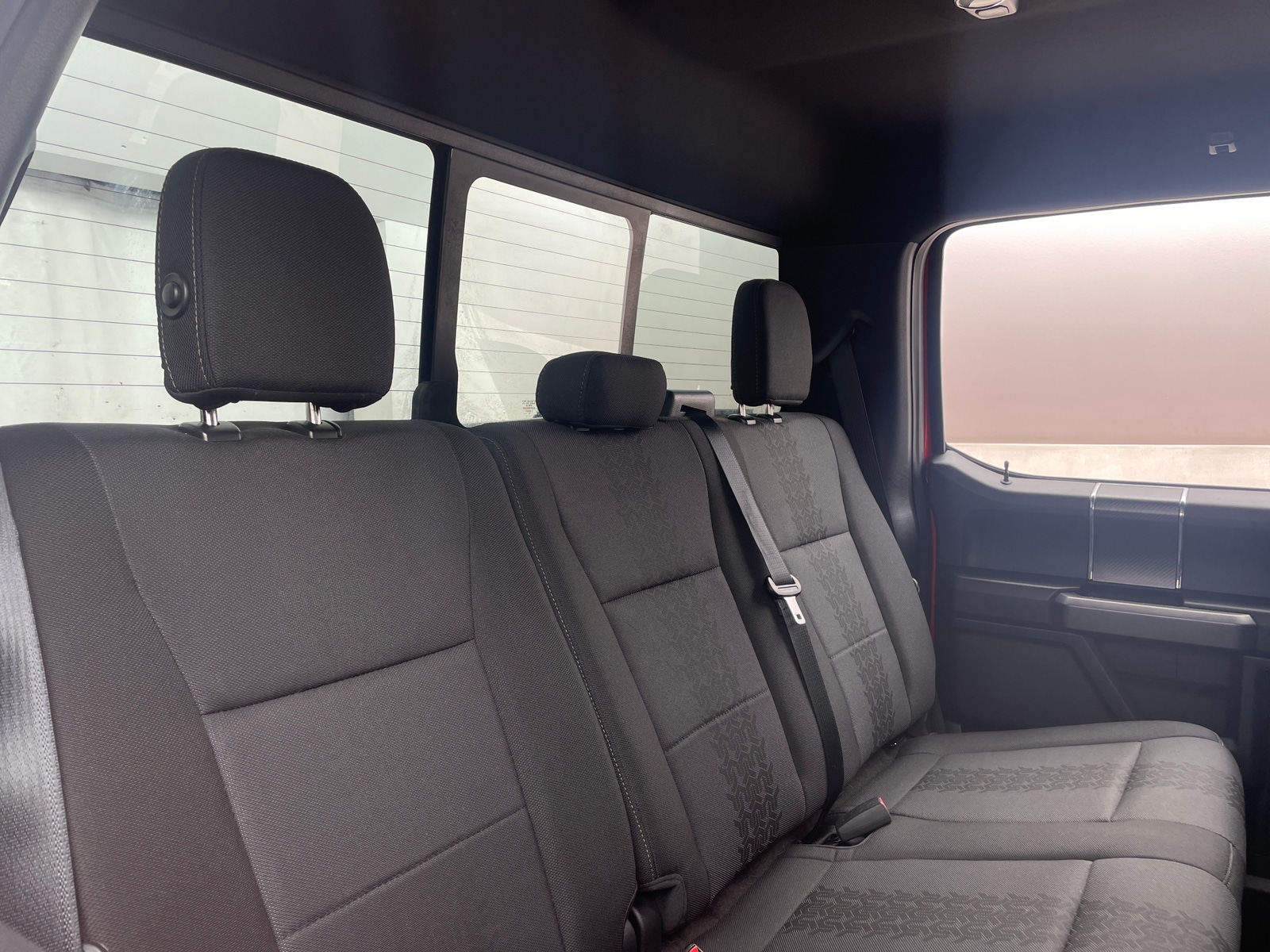Thumbnail: 2019 Ford Econoline - 6