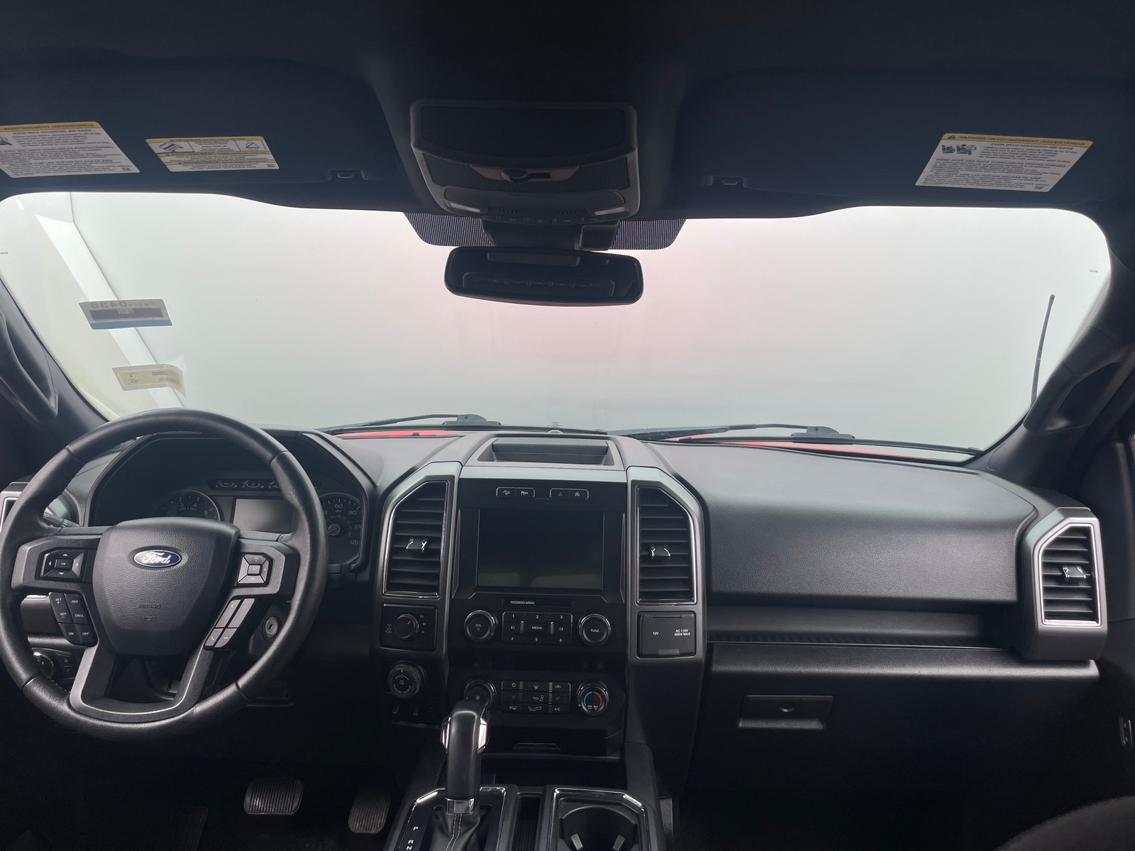 Thumbnail: 2019 Ford Econoline - 3