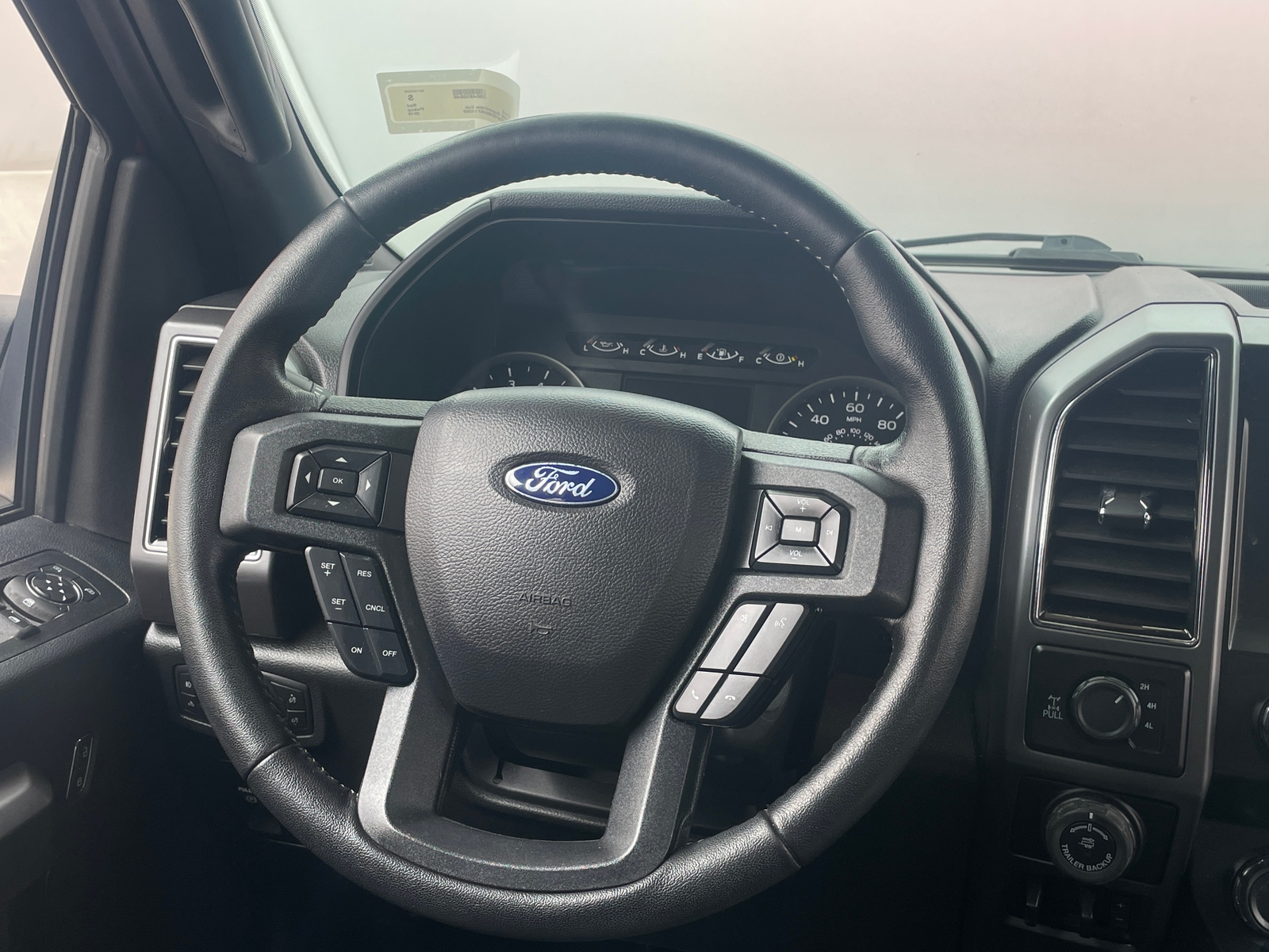 Thumbnail: 2019 Ford Econoline - 5