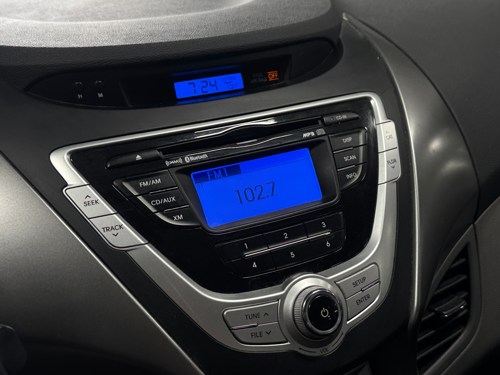 Thumbnail: 2011 Hyundai Elantra - 4