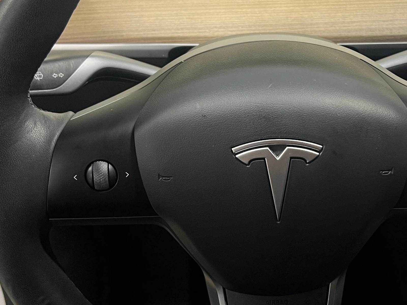 Thumbnail: 2023 Tesla Model Y - 4