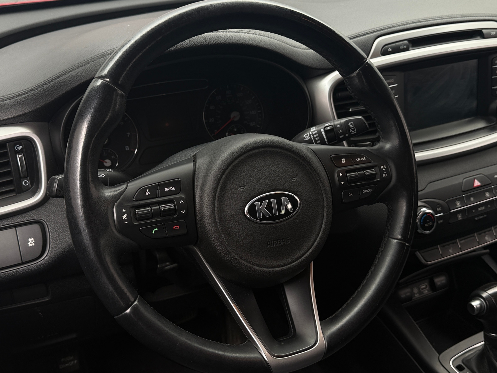 Thumbnail: 2017 Kia Sorento - 5