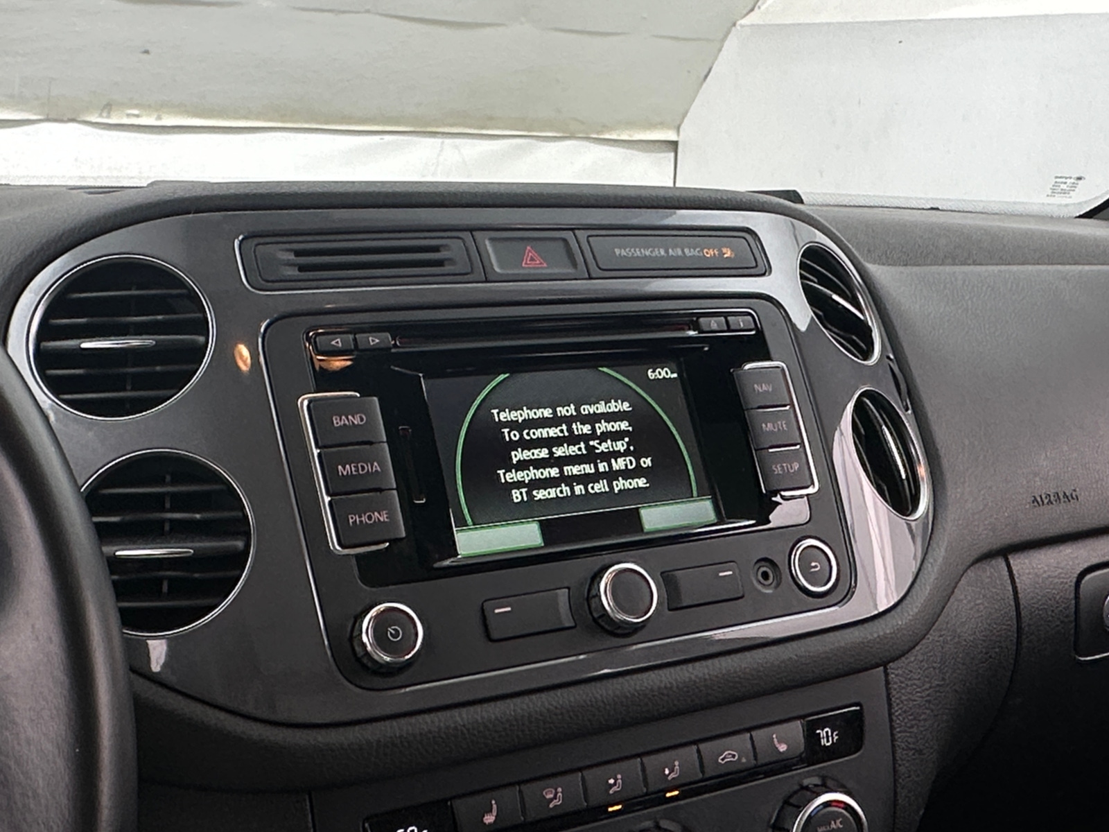 Thumbnail: 2014 Volkswagen Tiguan - 4