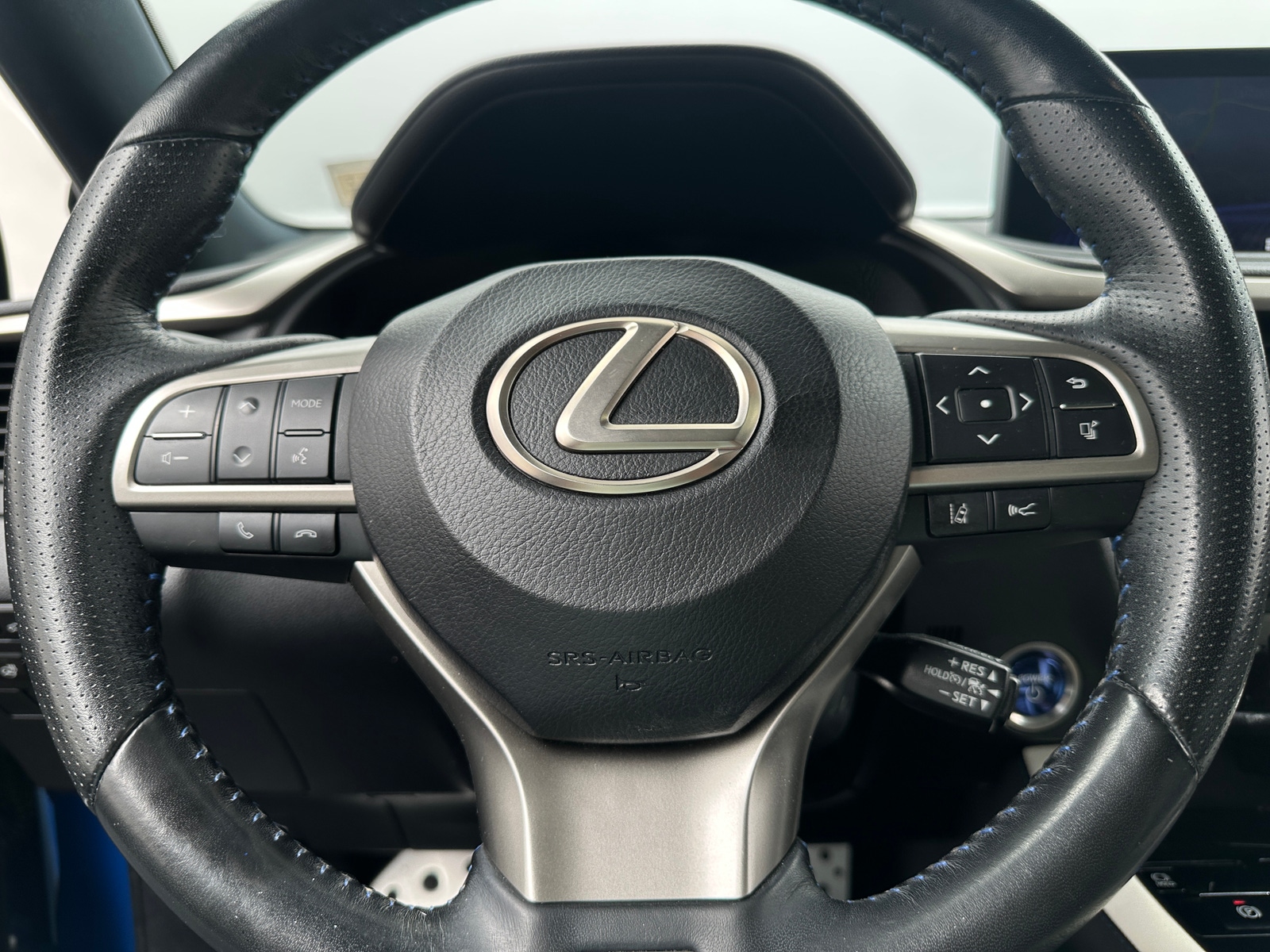 Thumbnail: 2021 Lexus RX - 4