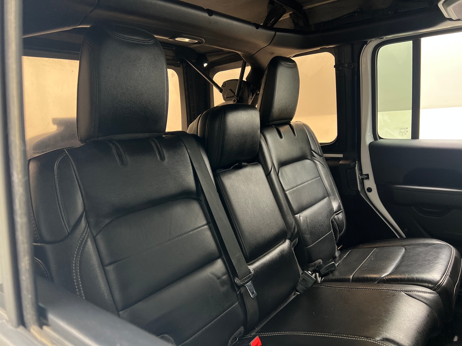 Thumbnail: 2021 Jeep Wrangler - 5