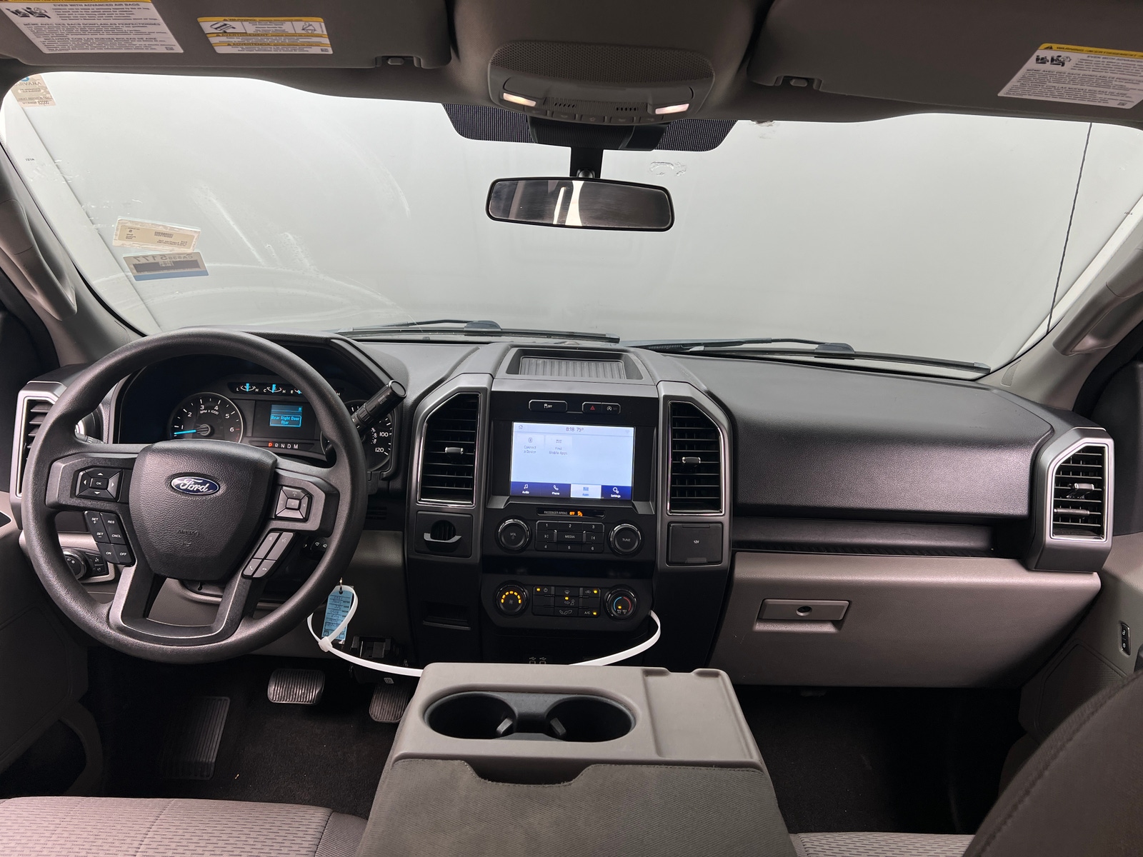 Thumbnail: 2020 Ford Econoline - 3