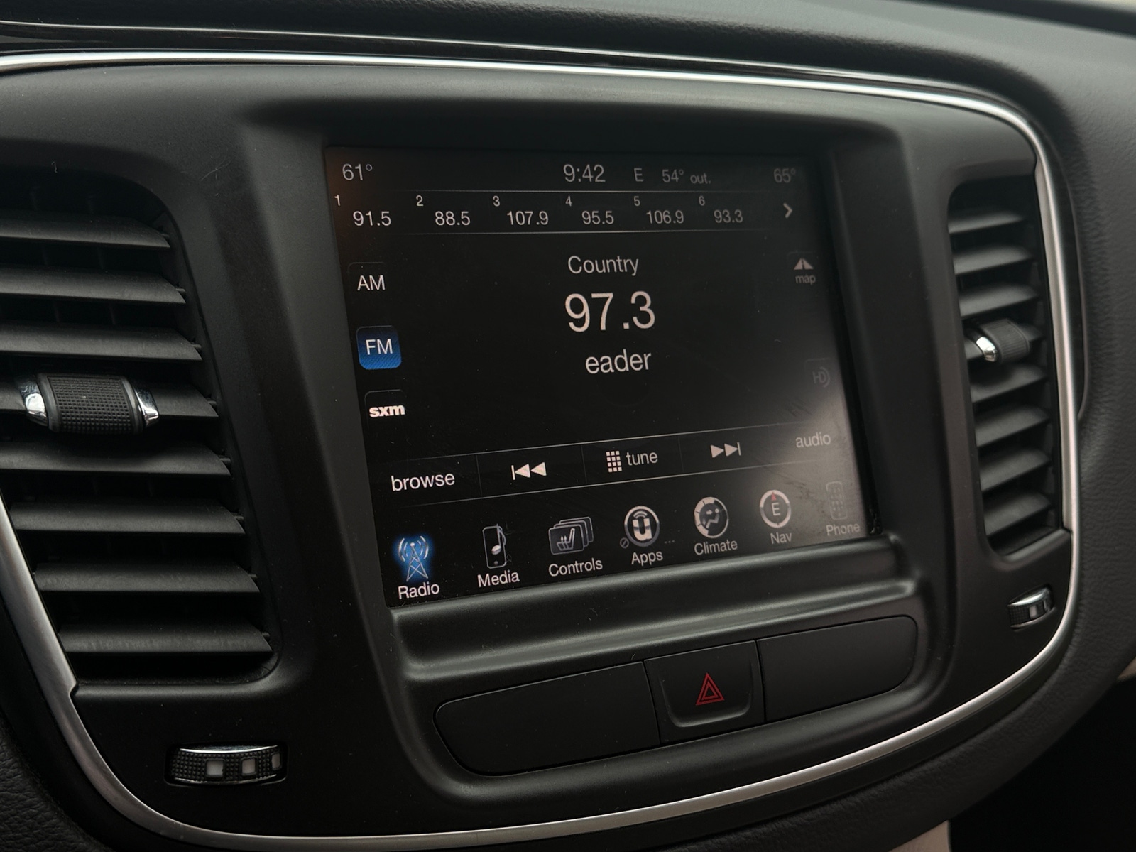 Thumbnail: 2015 Chrysler 200 - 3