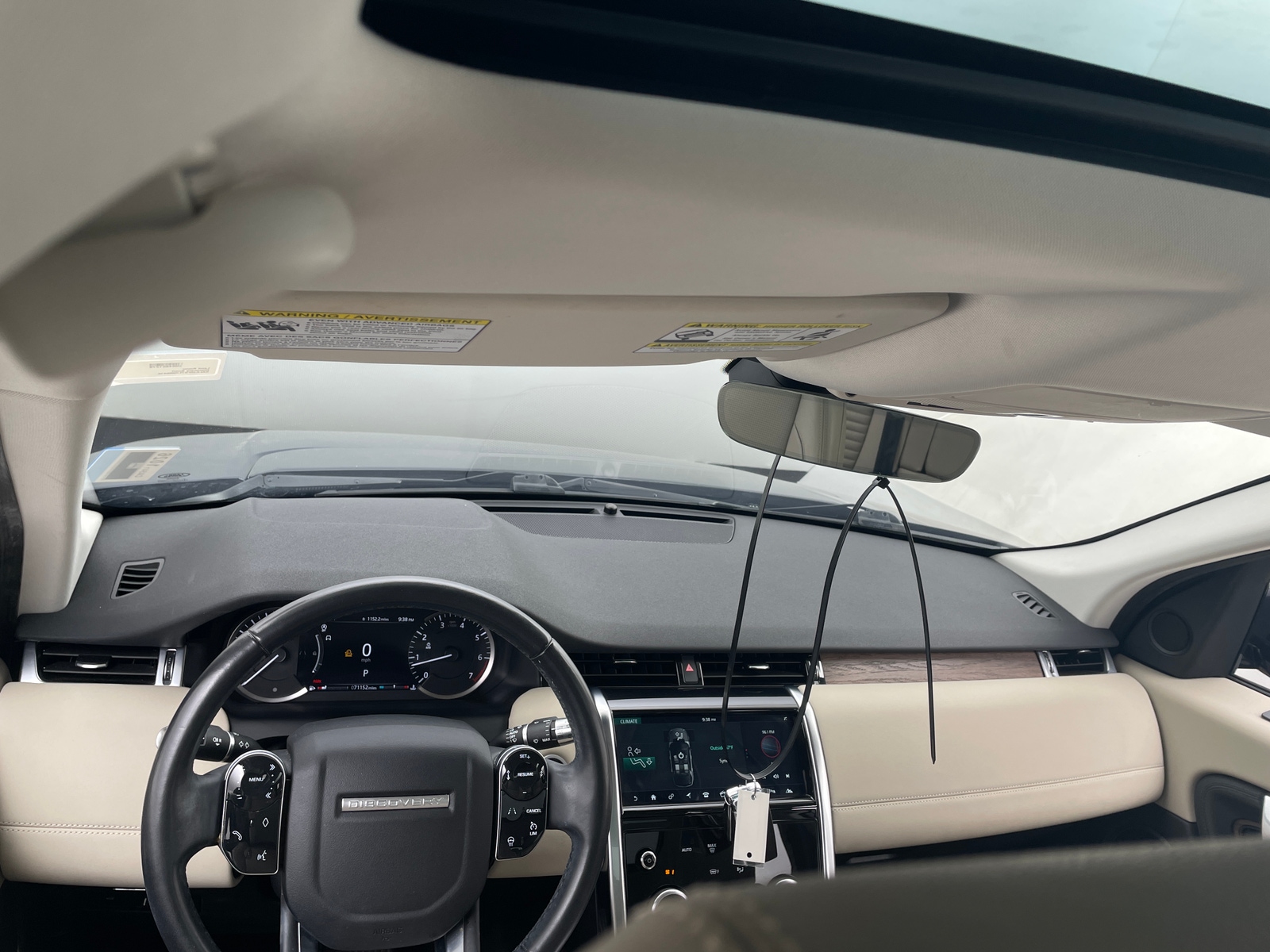Thumbnail: 2020 Land Rover Discovery Sport - 2