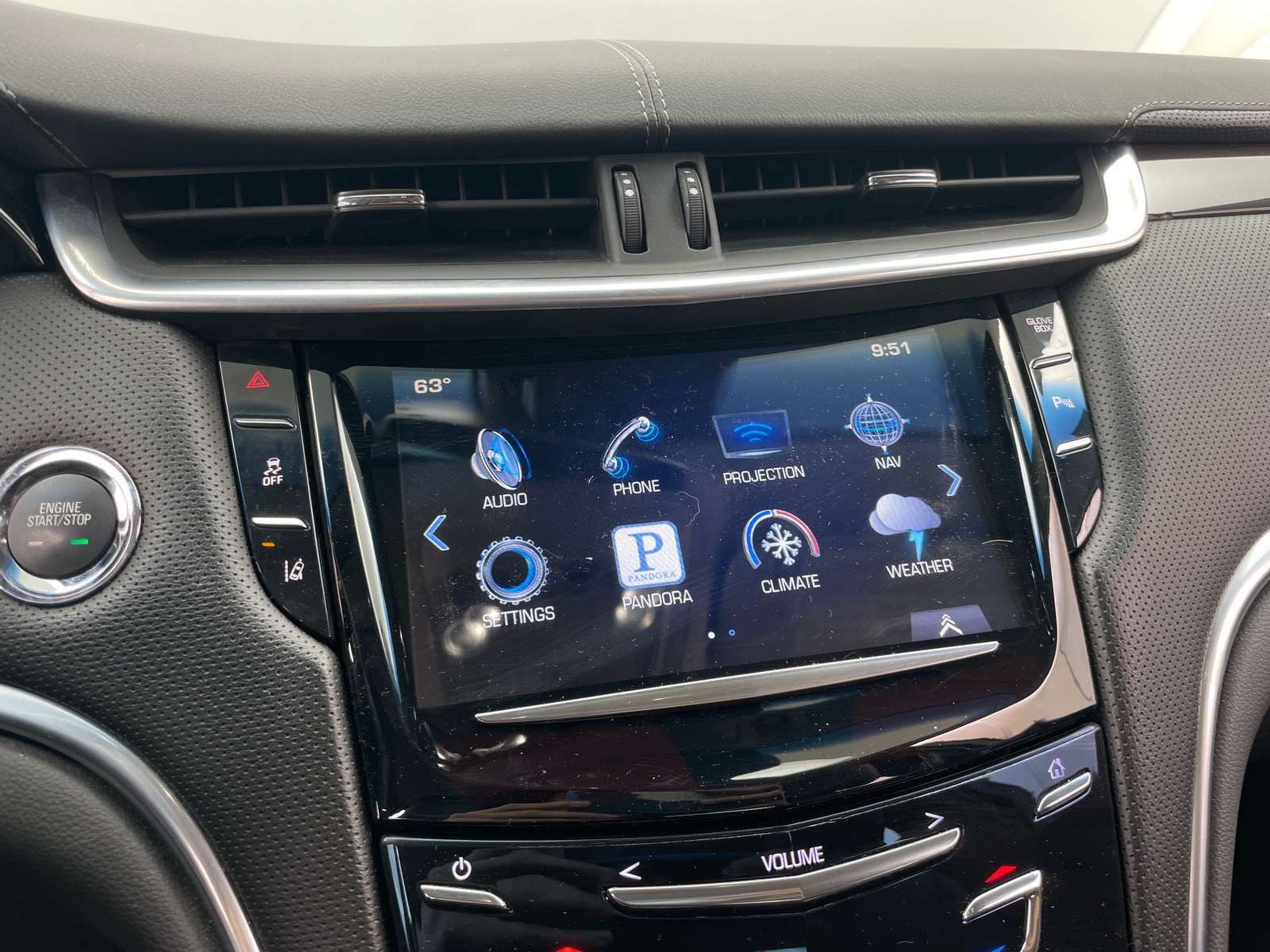Thumbnail: 2016 Cadillac XTS - 3