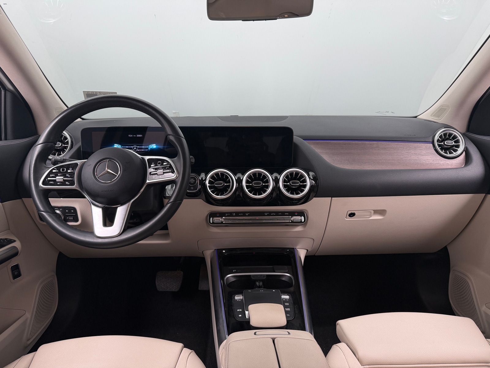 Thumbnail: 2023 Mercedes-Benz GLA - 2