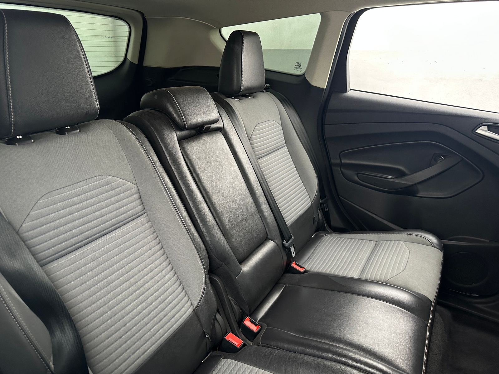 Thumbnail: 2019 Ford Escape - 6